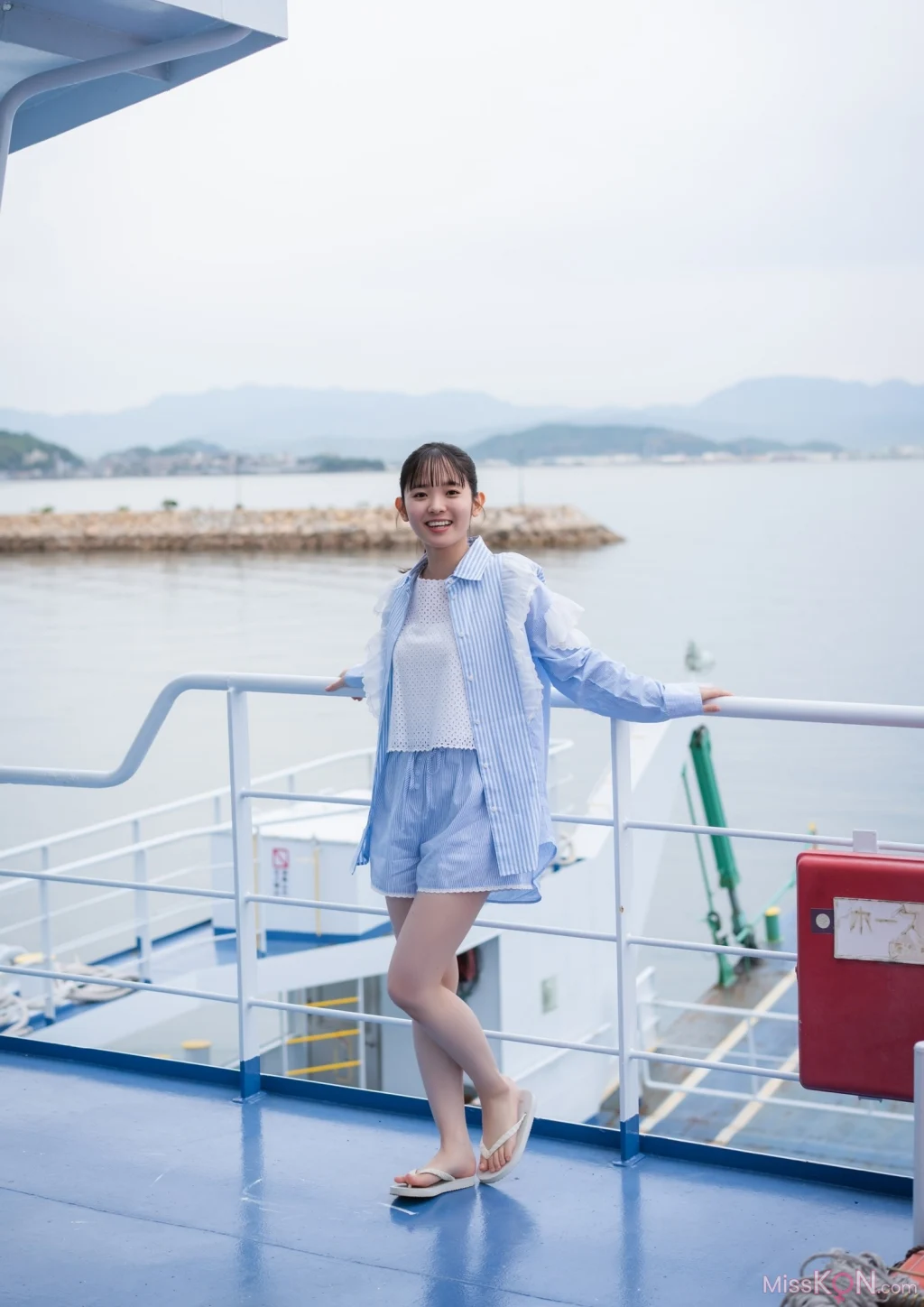 [JP] Nozomi Nirei (楡井希実):【デジタル限定 YJ PHOTO BOOK】写真集「初表紙で予測不能の爆発が起きた！」 (58 photos)