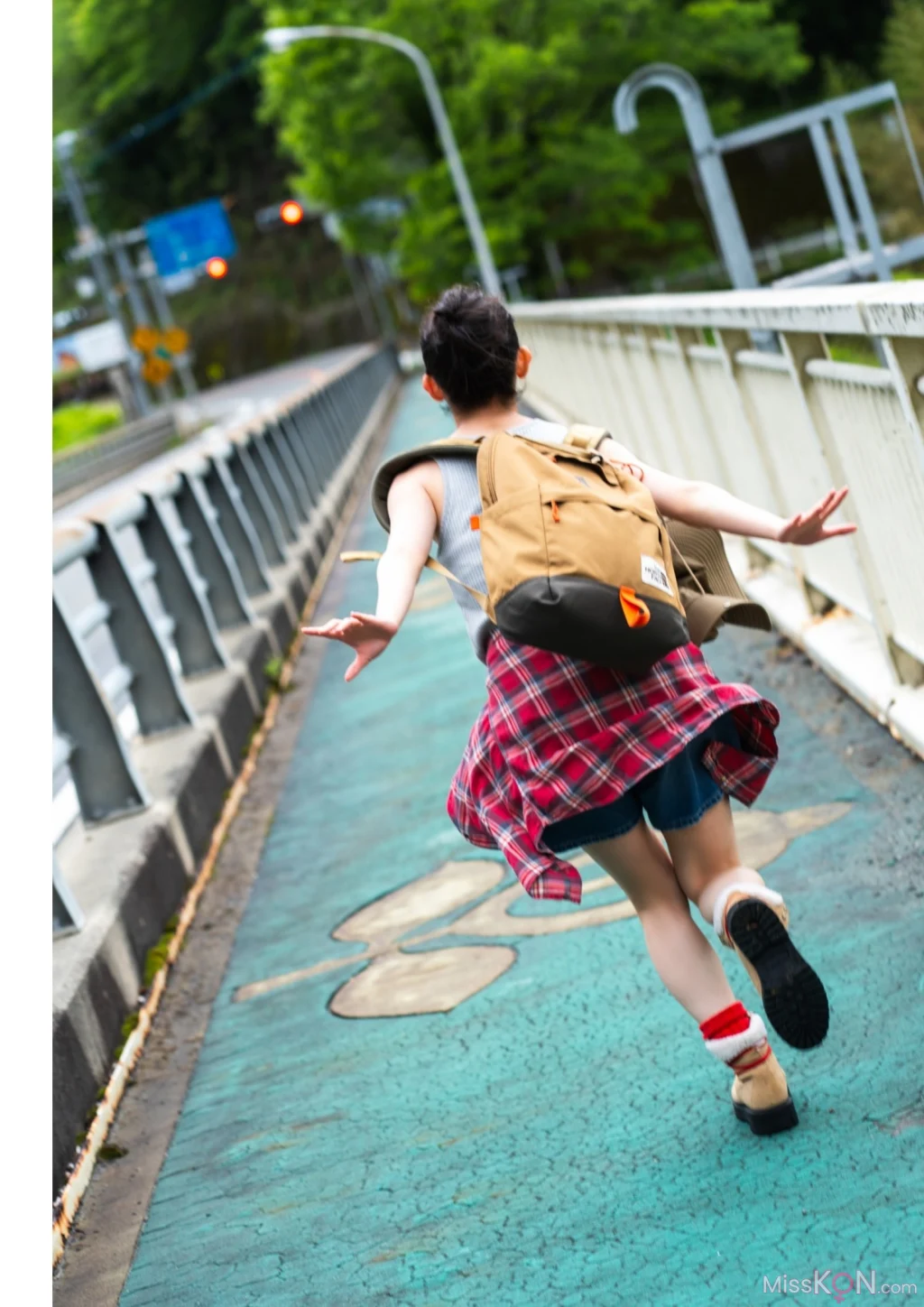 [JP] Nozomi Nirei (楡井希実):【デジタル限定 YJ PHOTO BOOK】写真集「初表紙で予測不能の爆発が起きた！」 (58 photos) – Page 2