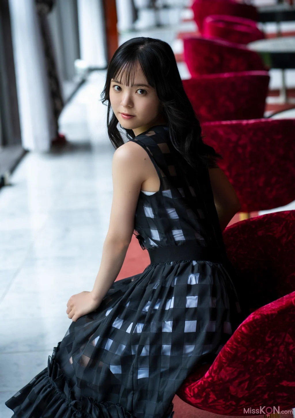 [JP] Nozomi Nirei (楡井希実):【デジタル限定 YJ PHOTO BOOK】写真集「初表紙で予測不能の爆発が起きた！」 (58 photos) – Page 2