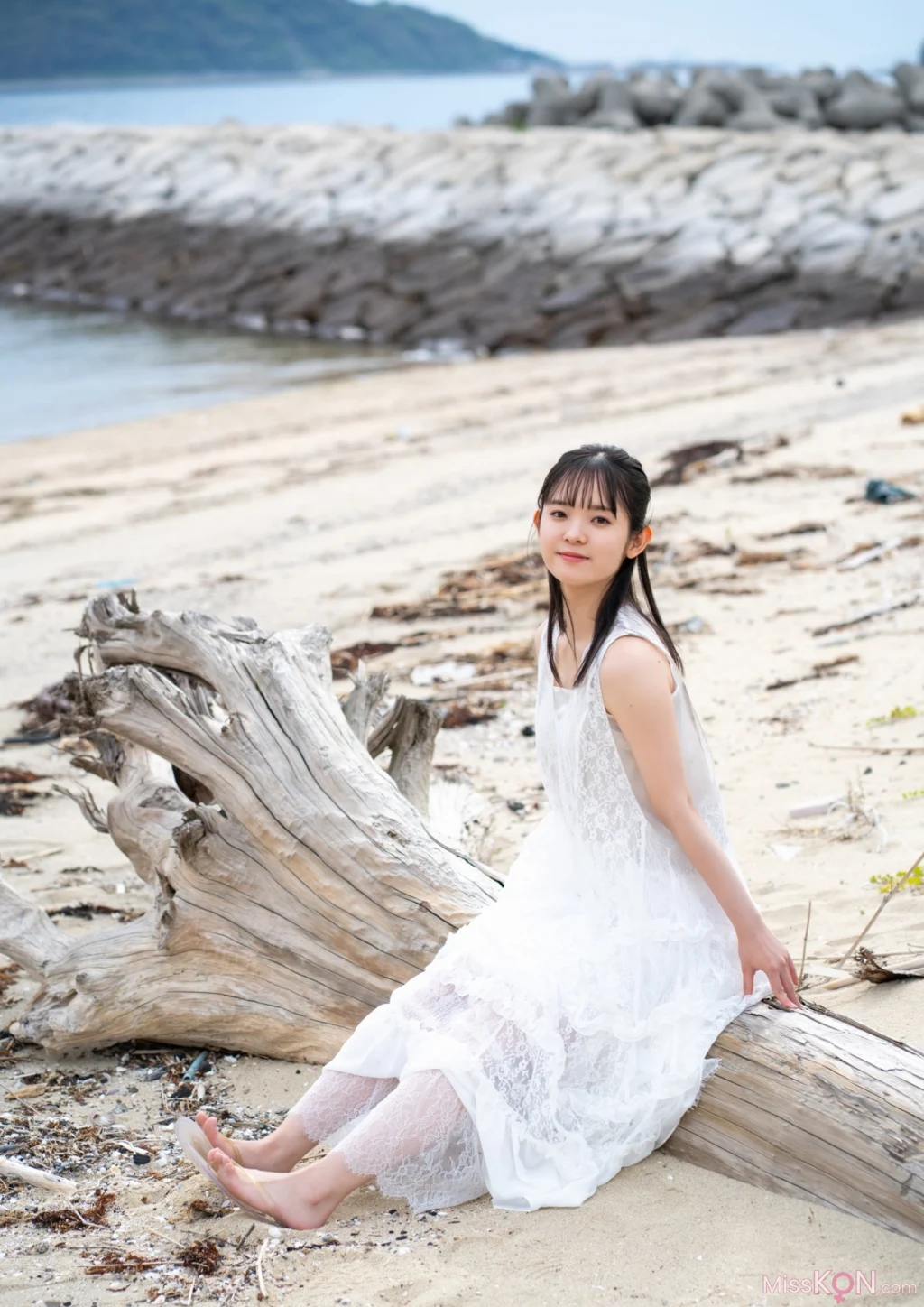 [JP] Nozomi Nirei (楡井希実):【デジタル限定 YJ PHOTO BOOK】写真集「初表紙で予測不能の爆発が起きた！」 (58 photos) – Page 3