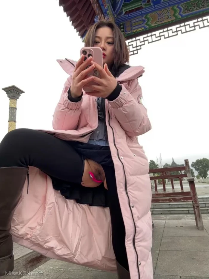 AsiaGoodLuck: 户外达人丝袜 公园 室内公共场所露出 长裙下塞跳蛋 #04 (69 photos + 12 videos) – Page 2