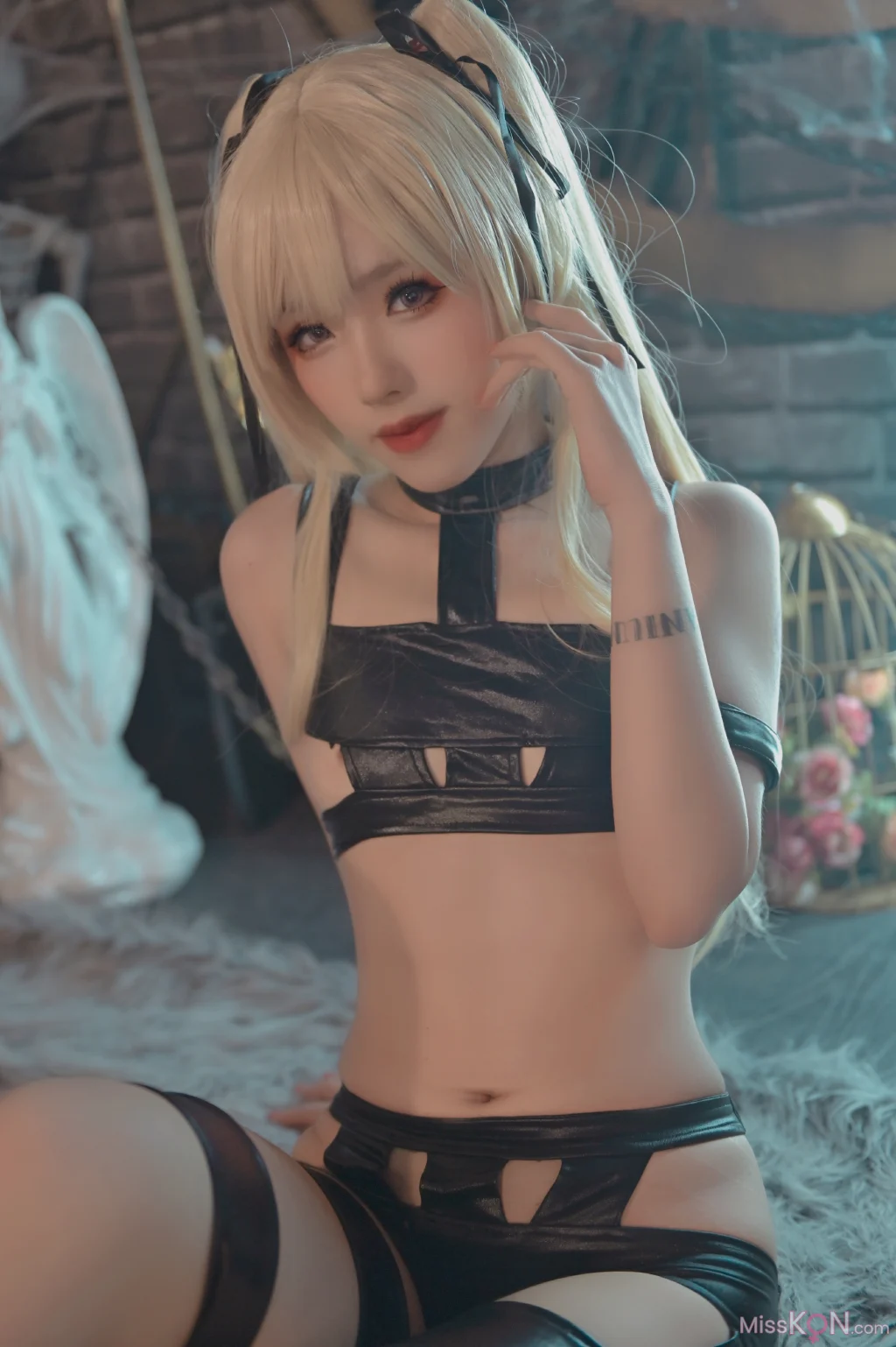 Coser@钛合金TiTi: 英梨梨束缚衣 (16 photos) – Page 2