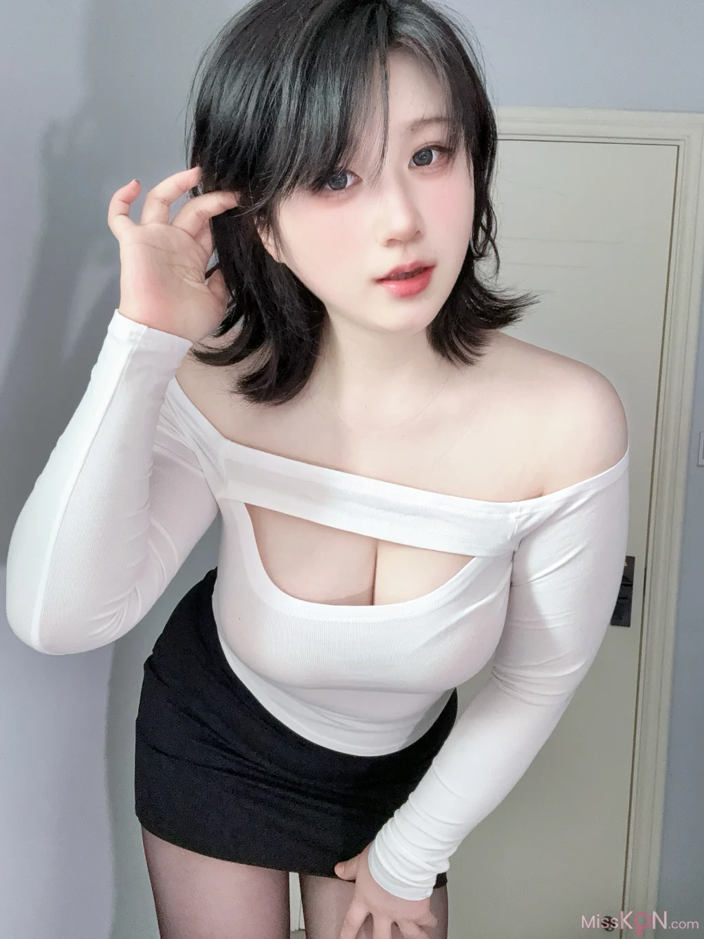 Coser@Zyra秋: 妈妈的裙子 (47 photos)