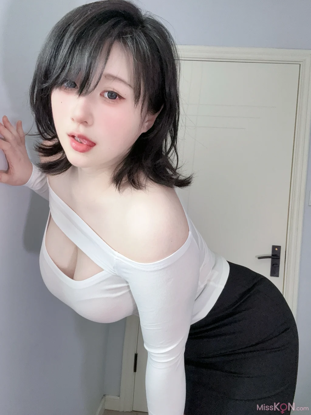 Coser@Zyra秋: 妈妈的裙子 (47 photos) – Page 2