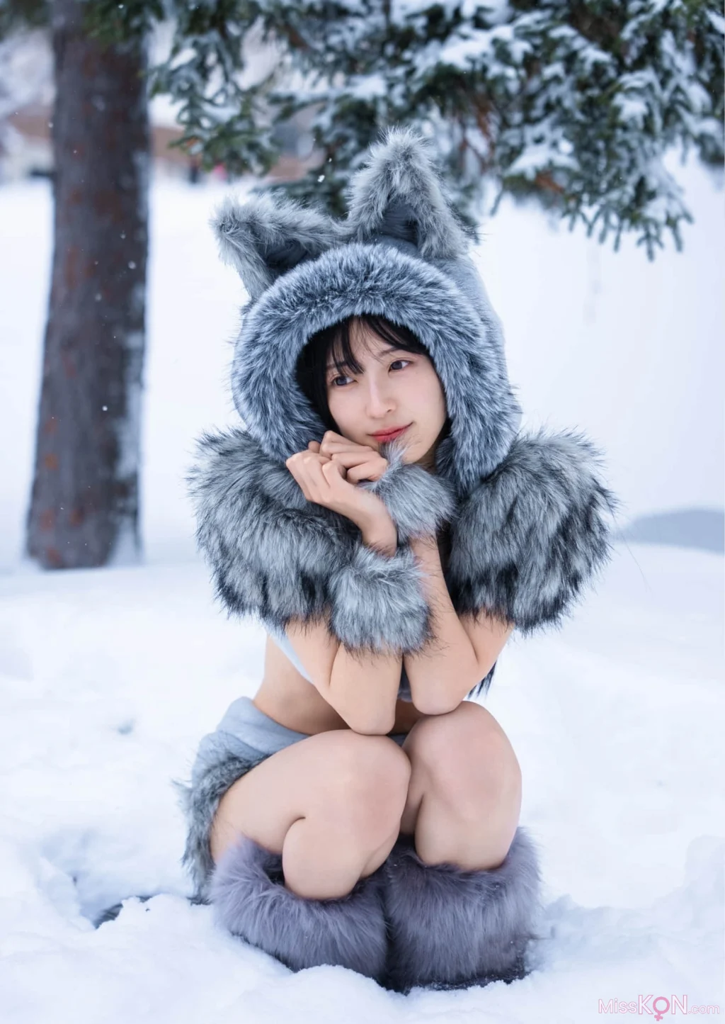 [JP] Airi Satō (佐藤綺星):【デジタル限定 YJ PHOTO BOOK】アザーカット集「おてんば赤ずきんちゃんとやさしいオオカミくん」 (56 photos) – Page 3
