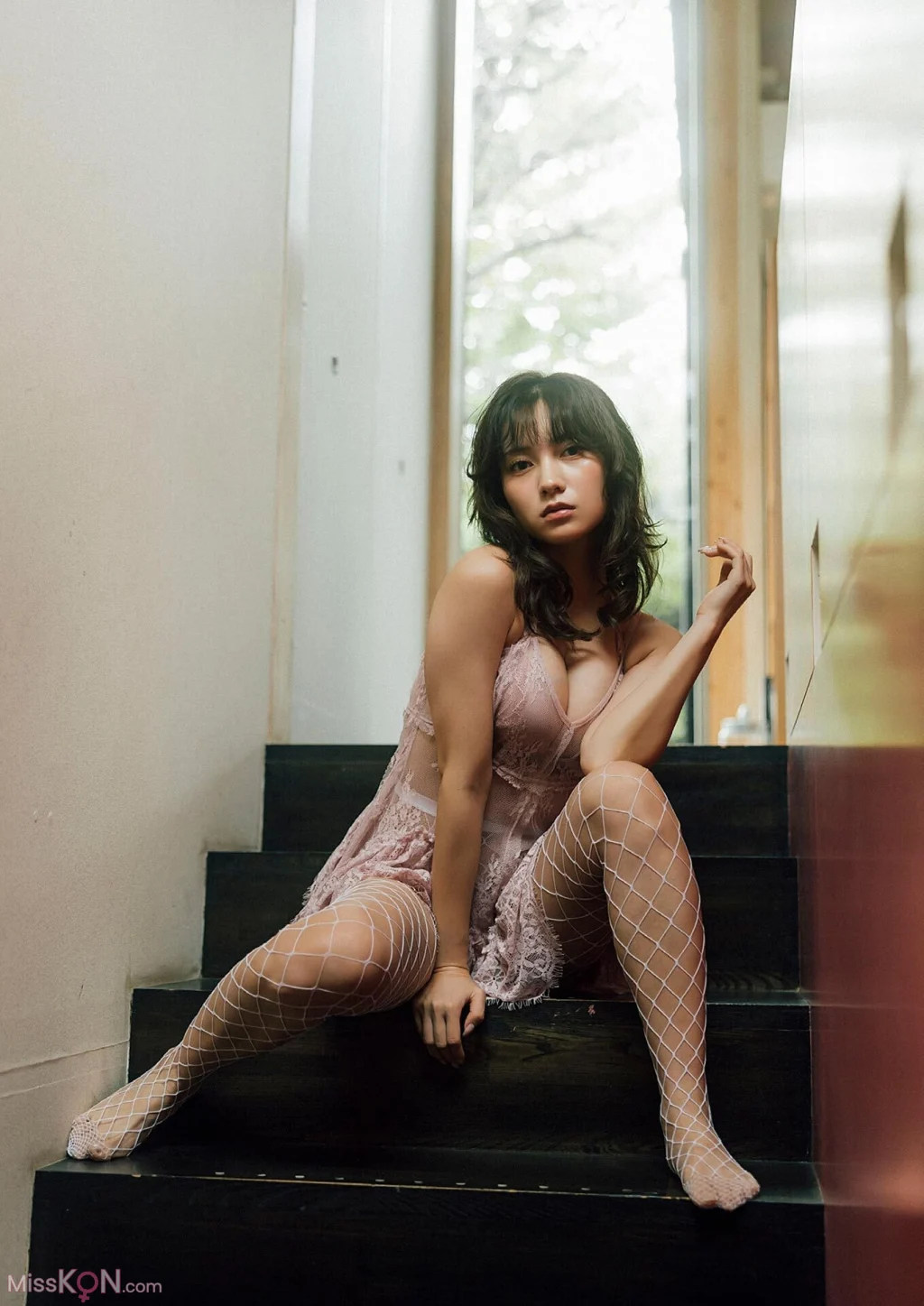 [JP] Momotsuki Nashiko (桃月なしこ): B.L.T.デジタル写真集 BE THE ONE (52 photos) – Page 3