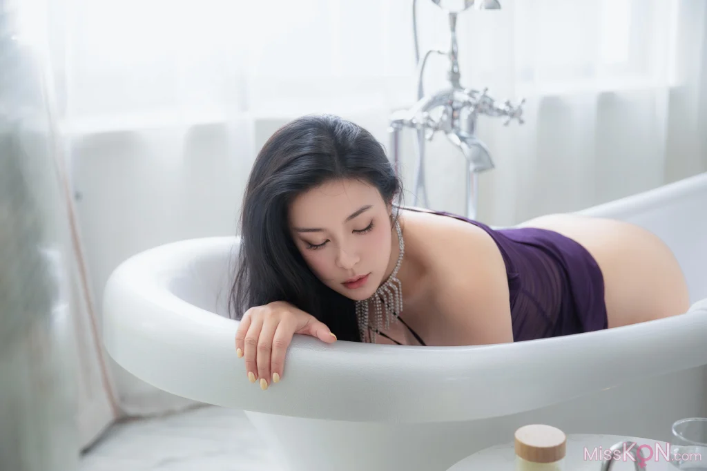 [内购无水印] 刘璟希: 紫色长裙 (86 photos) – Page 2