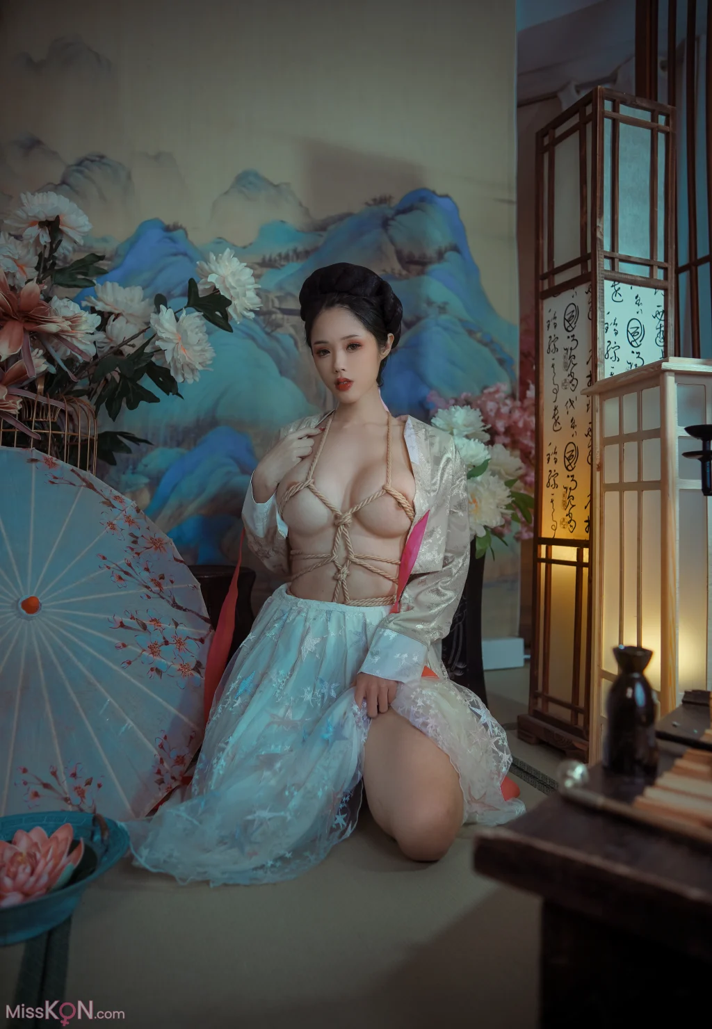 Coser@钛合金TiTi: 霜花店 (55 photos + 1 video)