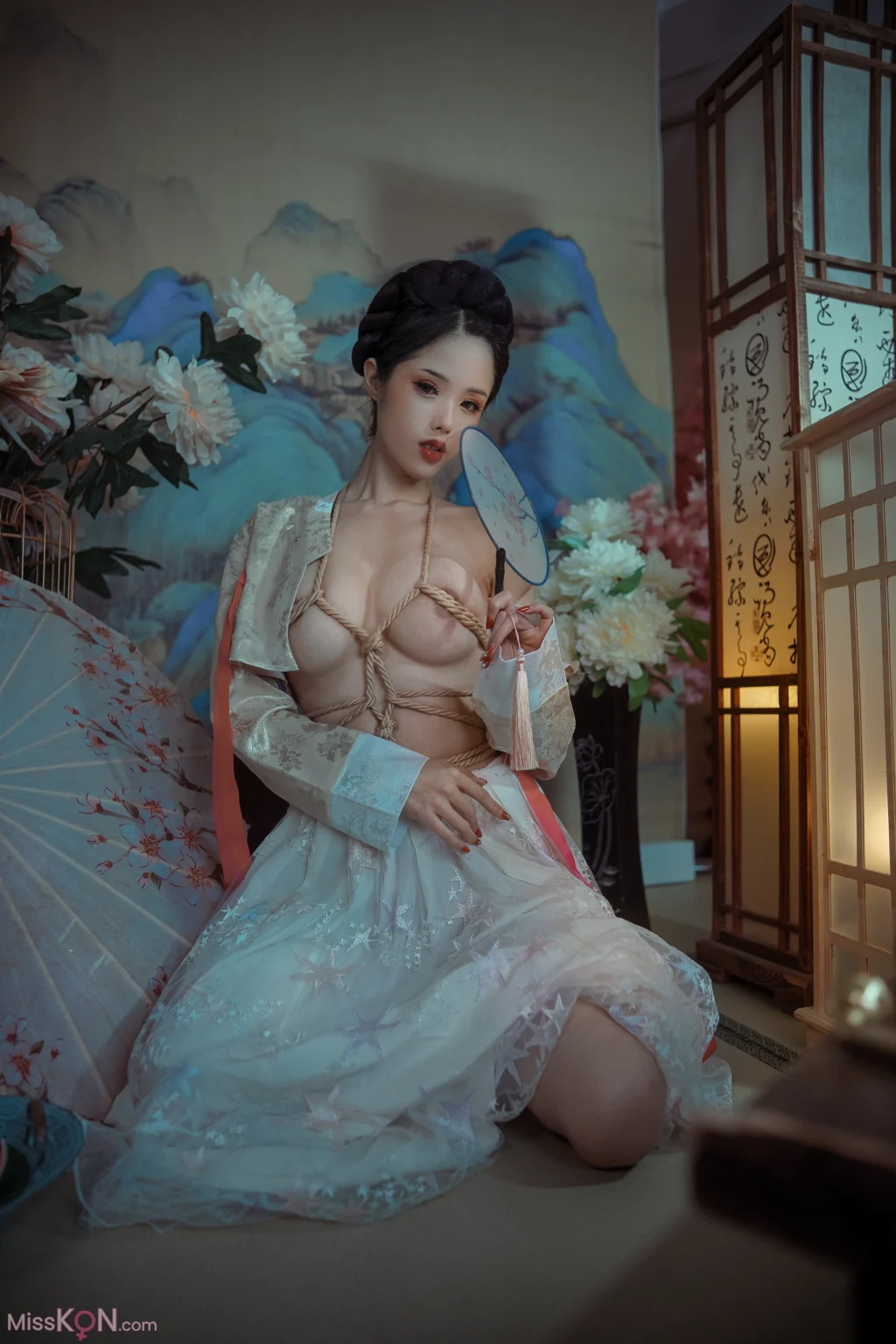 Coser@钛合金TiTi: 霜花店 (55 photos + 1 video)