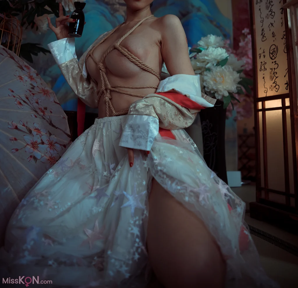 Coser@钛合金TiTi: 霜花店 (55 photos + 1 video)