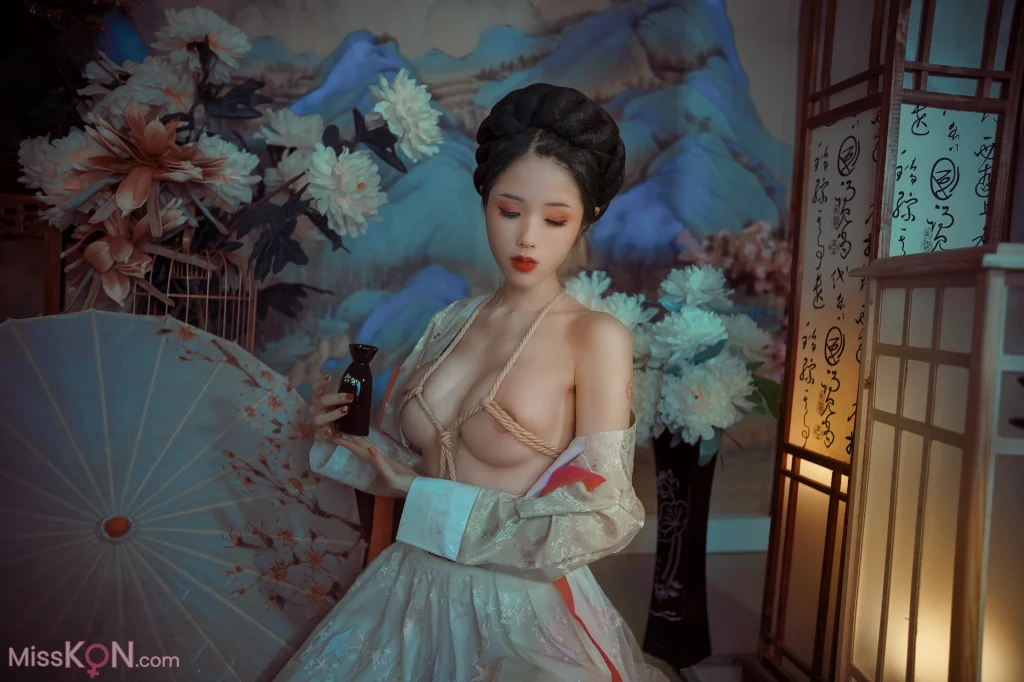 Coser@钛合金TiTi: 霜花店 (55 photos + 1 video)