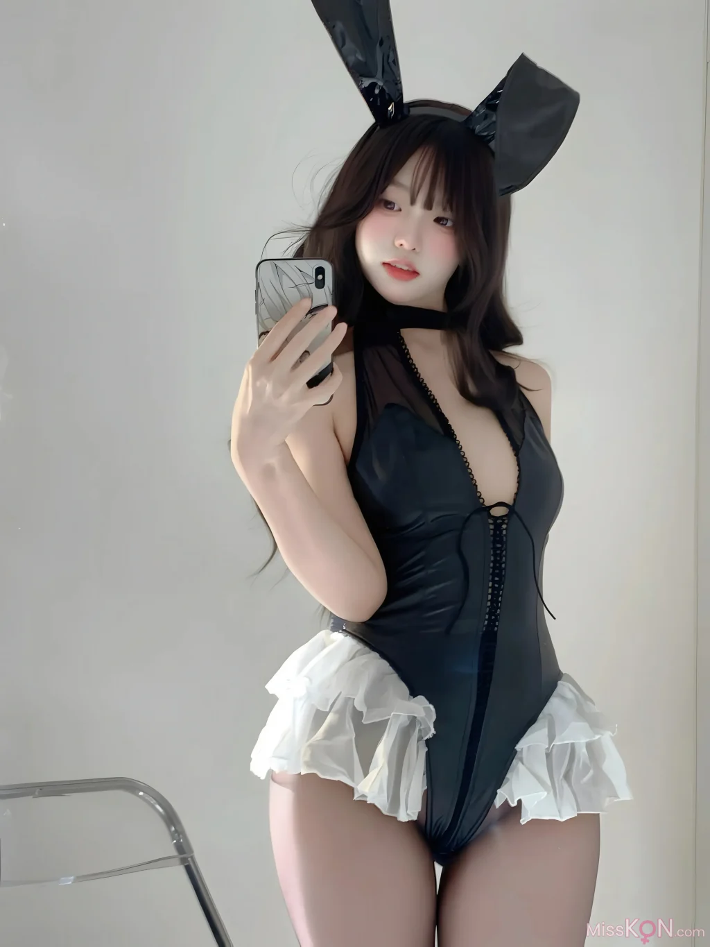 Coser@真宝: 黑丝兔兔 (50 photos + 2 videos)