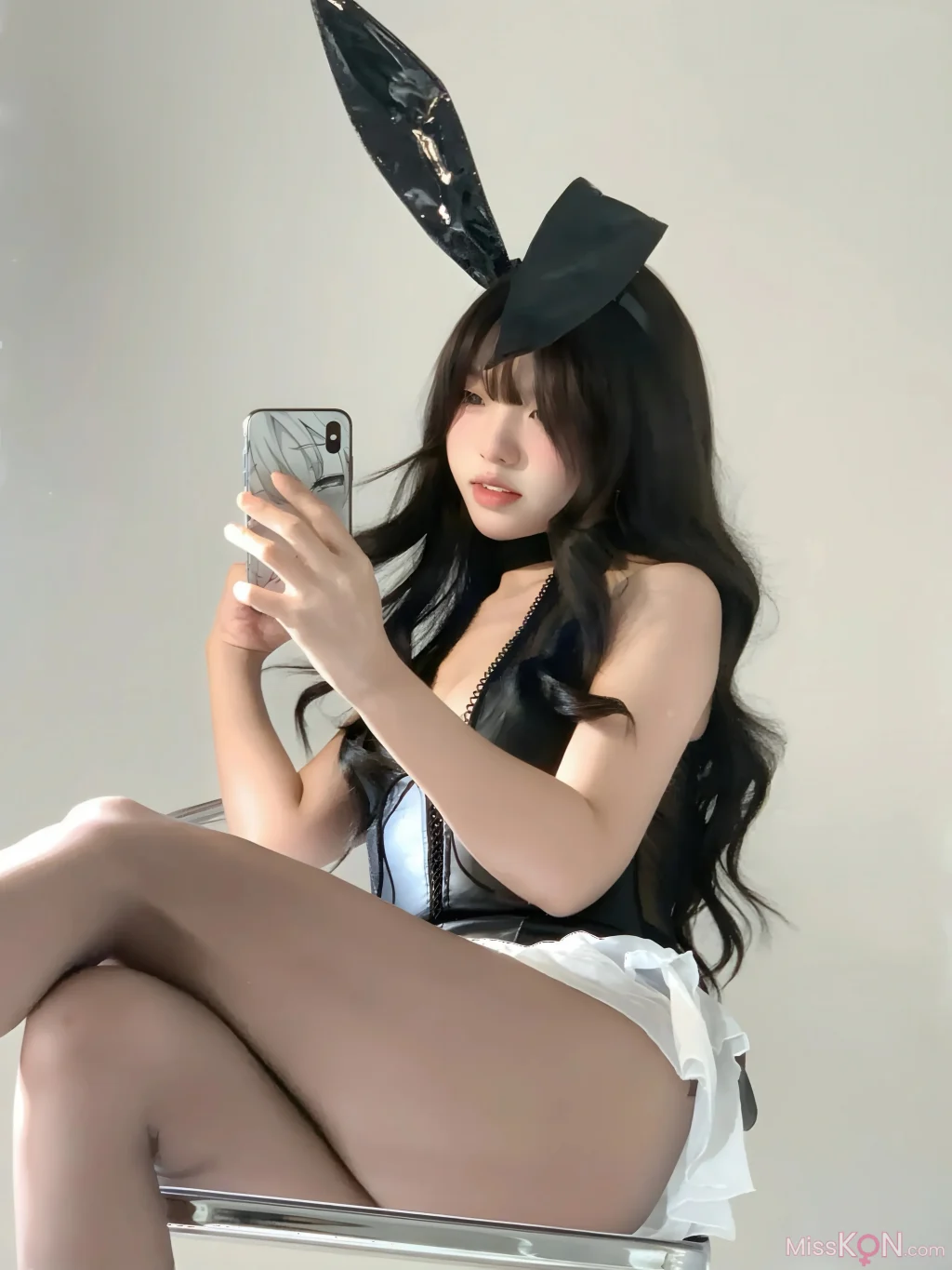 Coser@真宝: 黑丝兔兔 (50 photos + 2 videos) – Page 2