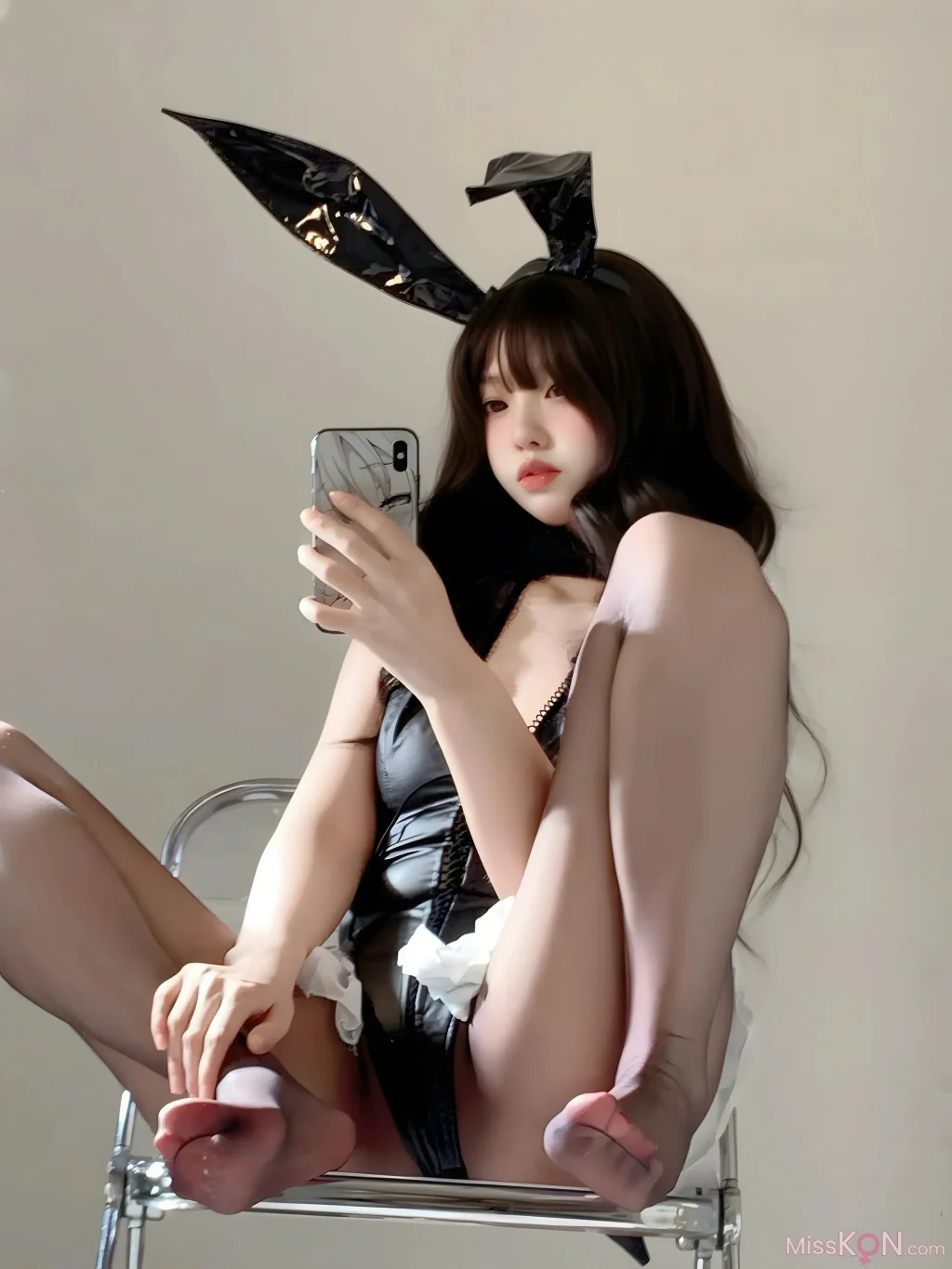 Coser@真宝: 黑丝兔兔 (50 photos + 2 videos) – Page 2