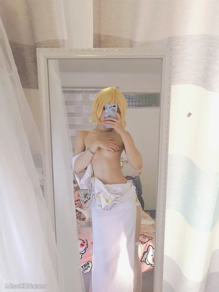 Coser@钛合金TiTi: 沐浴 (18 photos + 1 video)