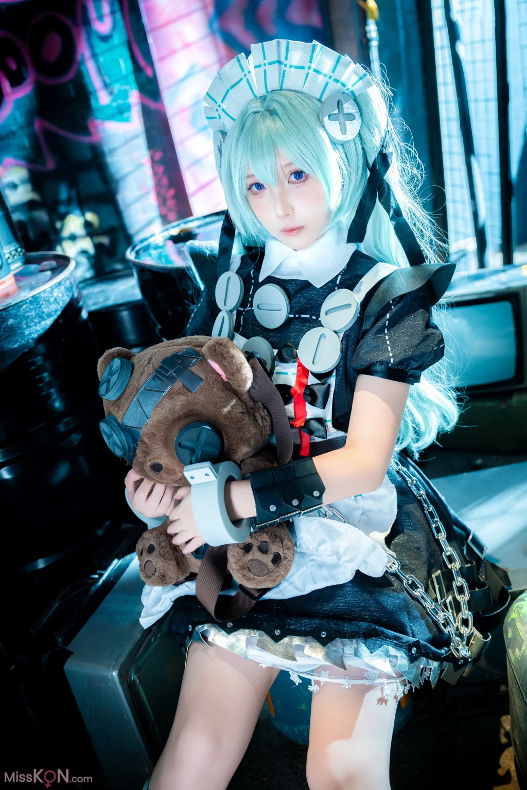 Coser@小和甜酒: 绝区零 可琳 (69 photos)