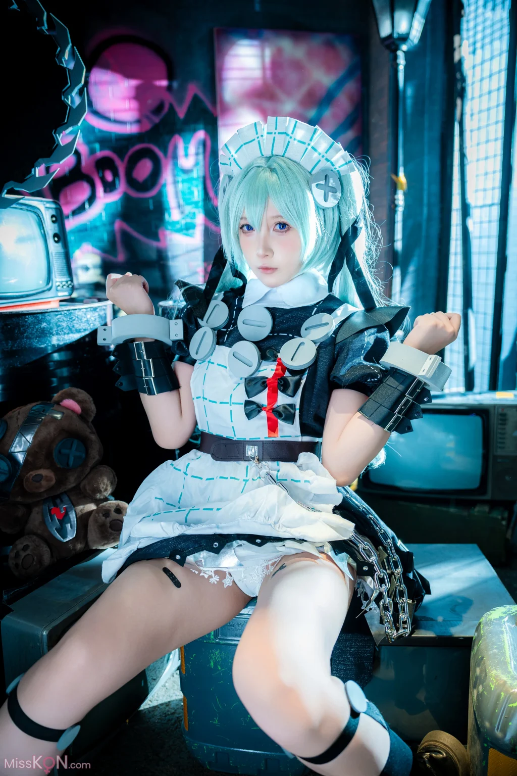 Coser@小和甜酒: 绝区零 可琳 (69 photos)