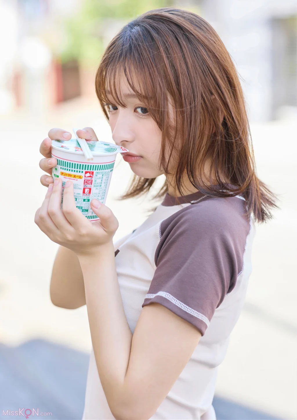 [JP] Runa Ichinose (一ノ瀬瑠菜): BRODYデジタル写真集 「一緒に入ろ？」 (77 photos)