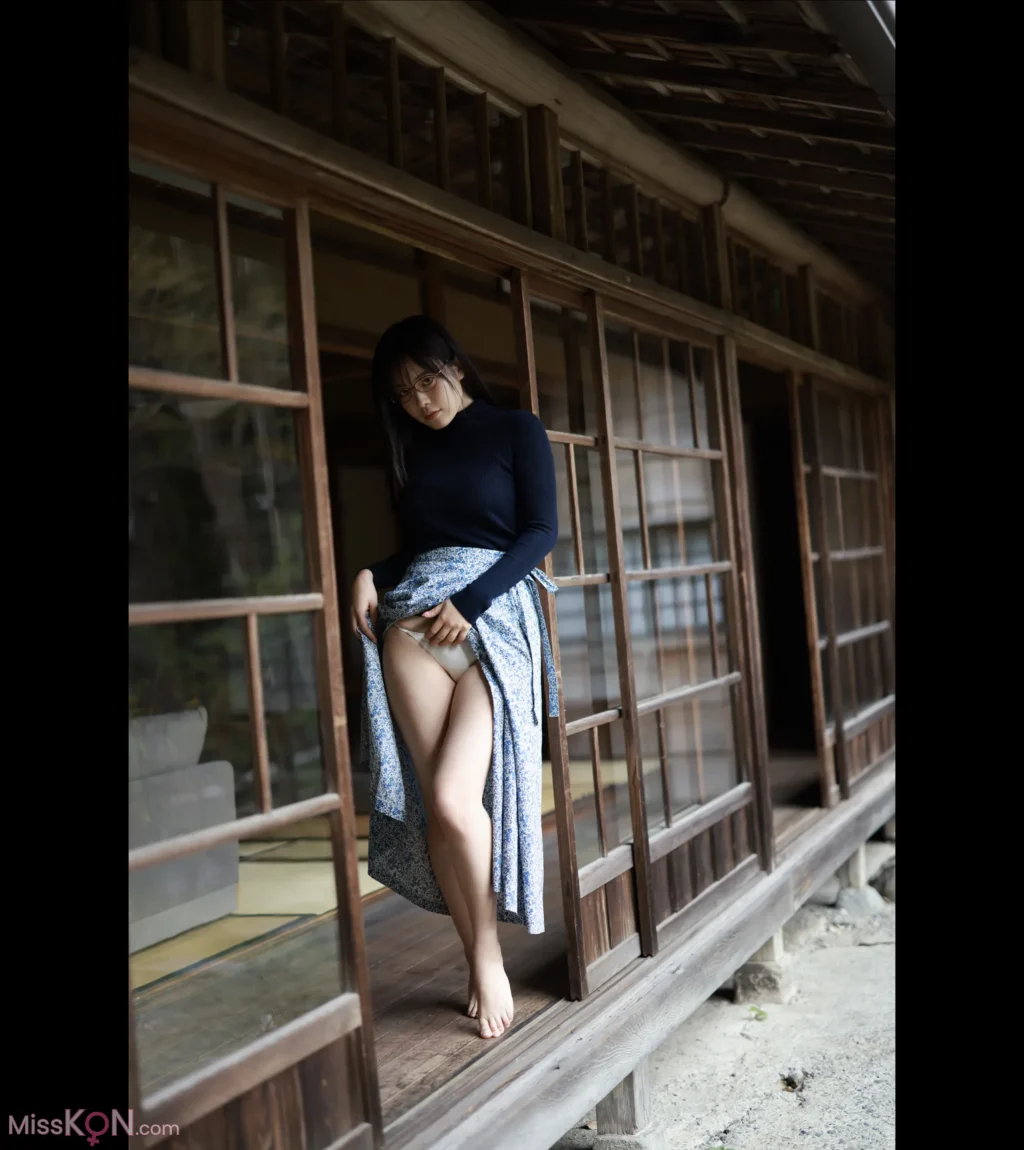 [JP] Shinonome Umi (東雲うみ): FRIDAY GOLD 本気の艶セクシー + Other cut (25 photos + 1 video) – Page 2