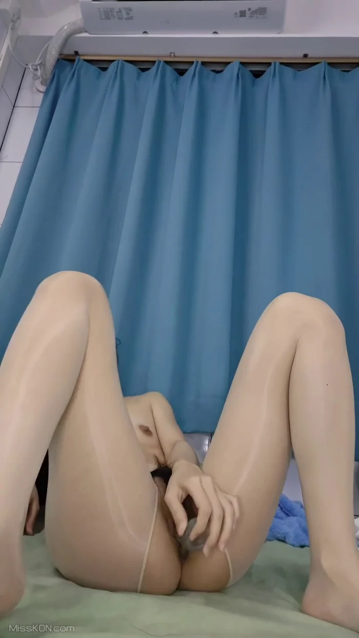 丝丝不是思思: 半糖女主播 跑车回馈金主福利视频合集 #01 (152 photos + 45 videos)