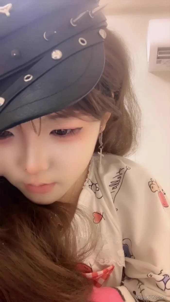 呆呆大王: 清纯可爱妹妹 2026年01月28号-02月10号录制 肤白如雪香甜白嫩奶油肌肤 纯欲系女神 (31 photos + 4 videos) – Page 2