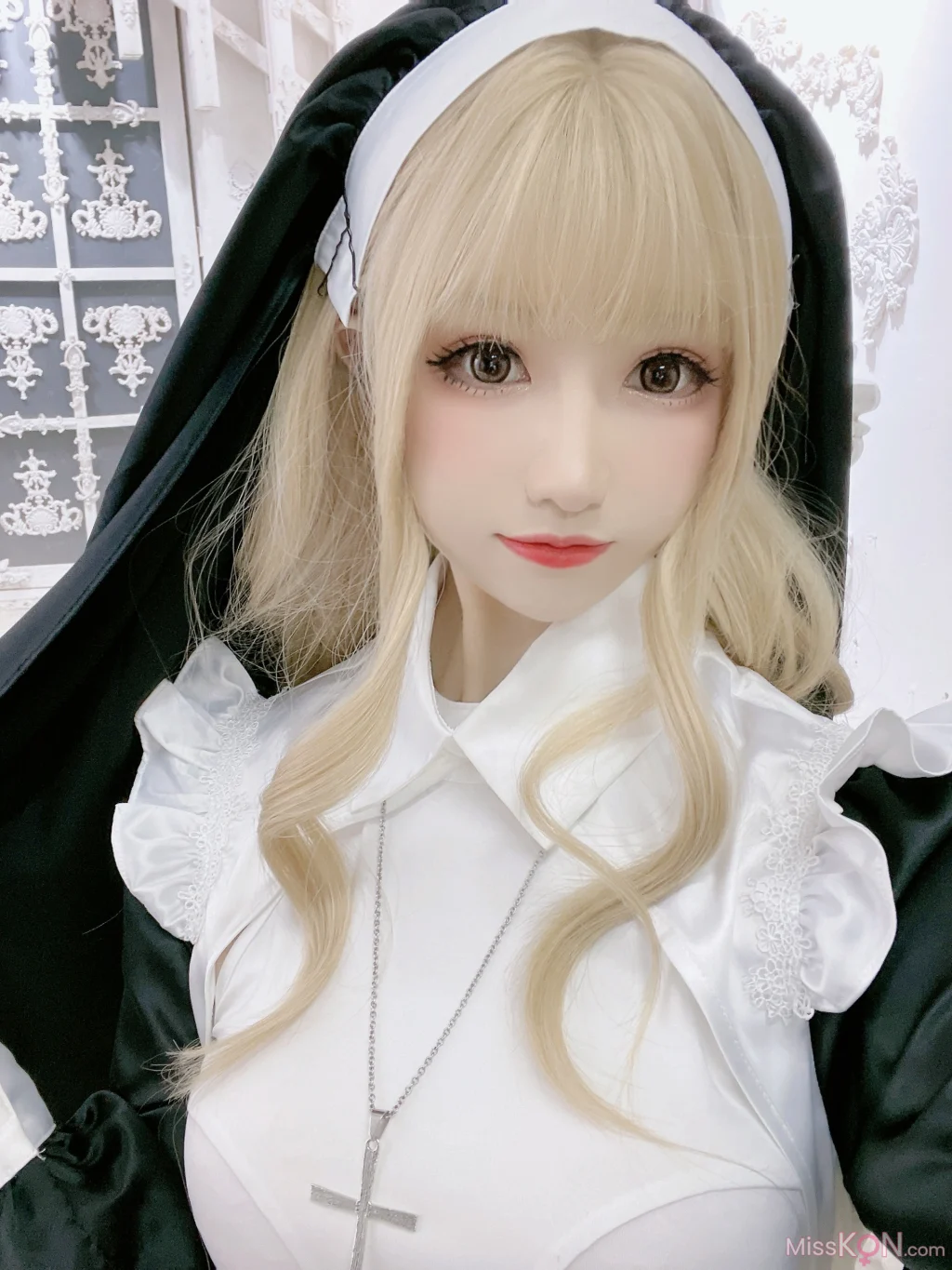 Coser@桃濑衣衣: 修女 (59 photos + 3 videos)