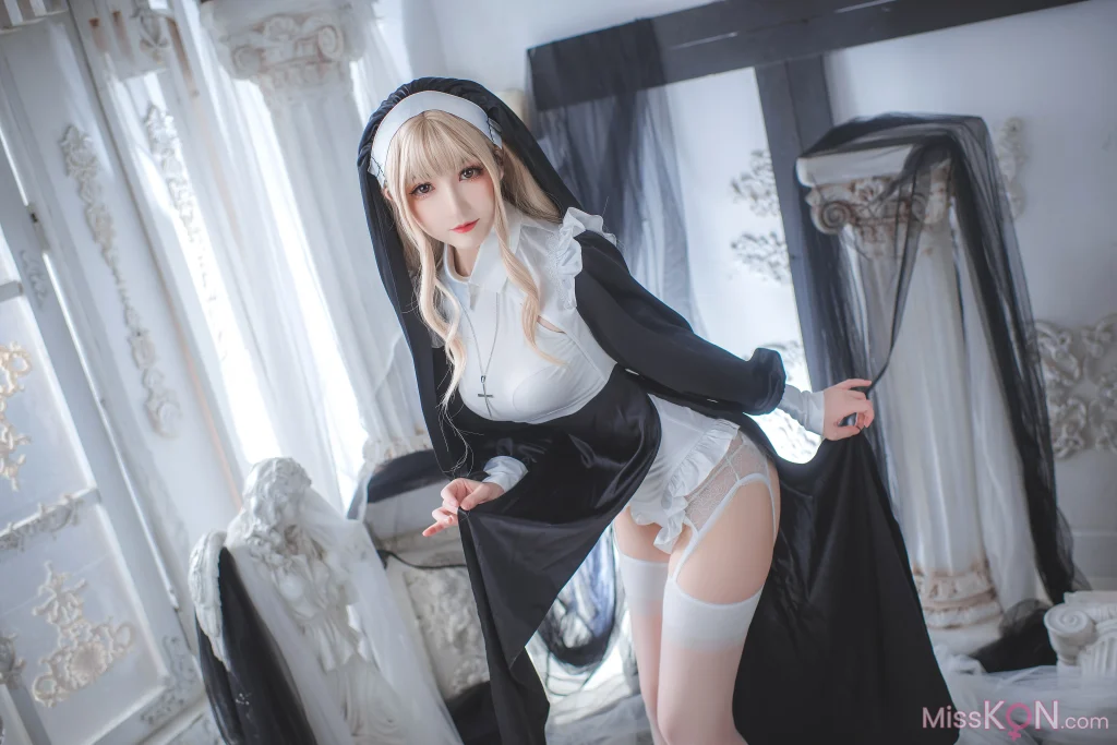 Coser@桃濑衣衣: 修女 (59 photos + 3 videos) – Page 3