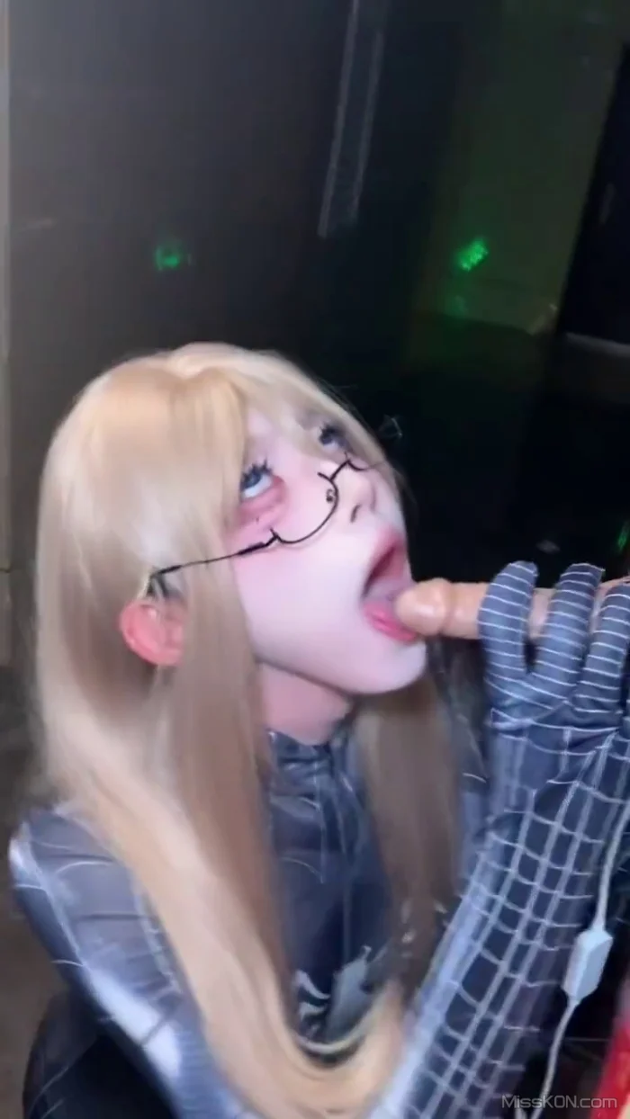 12w: 高颜反差福利姬 全尺度视图合集 (106 photos + 60 videos) – Page 2