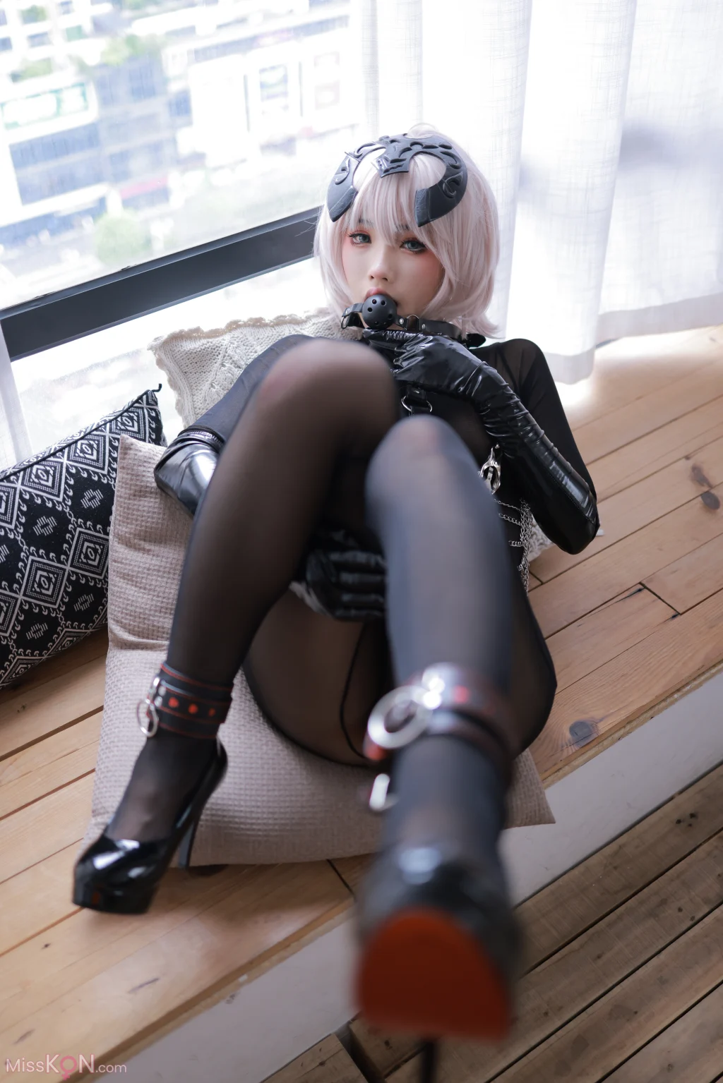 Coser@钛合金TiTi: 黑贞德 (91 photos) – Page 2