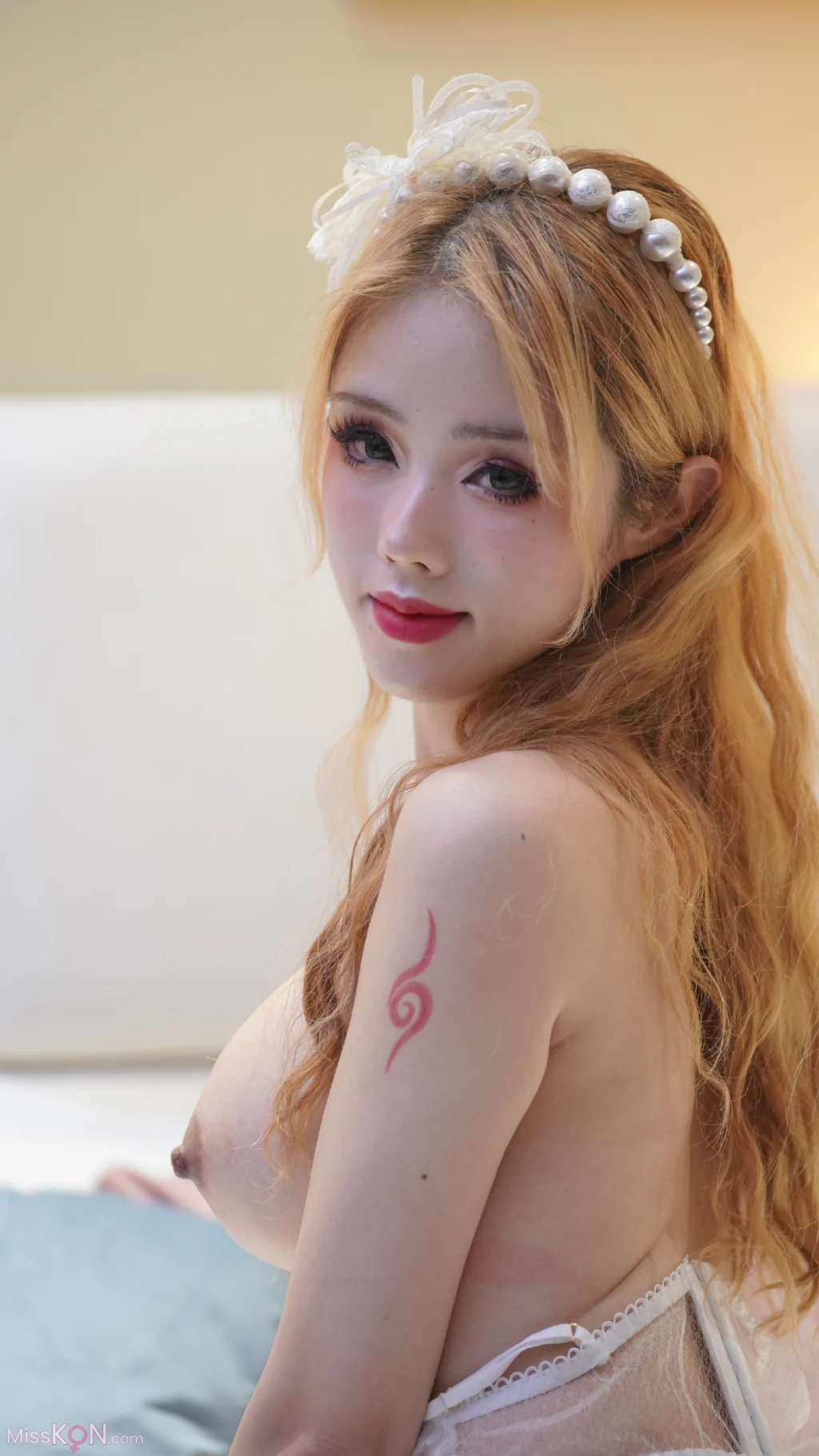 Coser@钛合金TiTi: 花嫁 (24 photos)