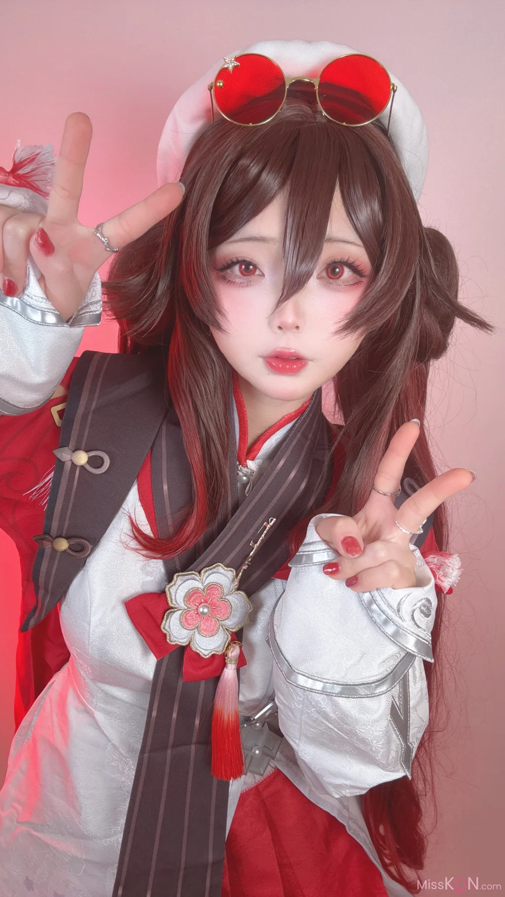 Coser@chuchu: OnlyFans萝莉福利姬 原神胡桃cos (145 photos + 1 video) – Page 2