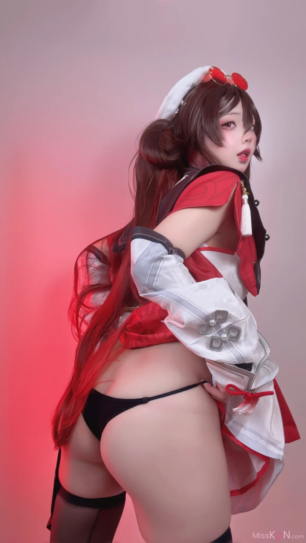 Coser@chuchu: OnlyFans萝莉福利姬 原神胡桃cos (145 photos + 1 video) – Page 3