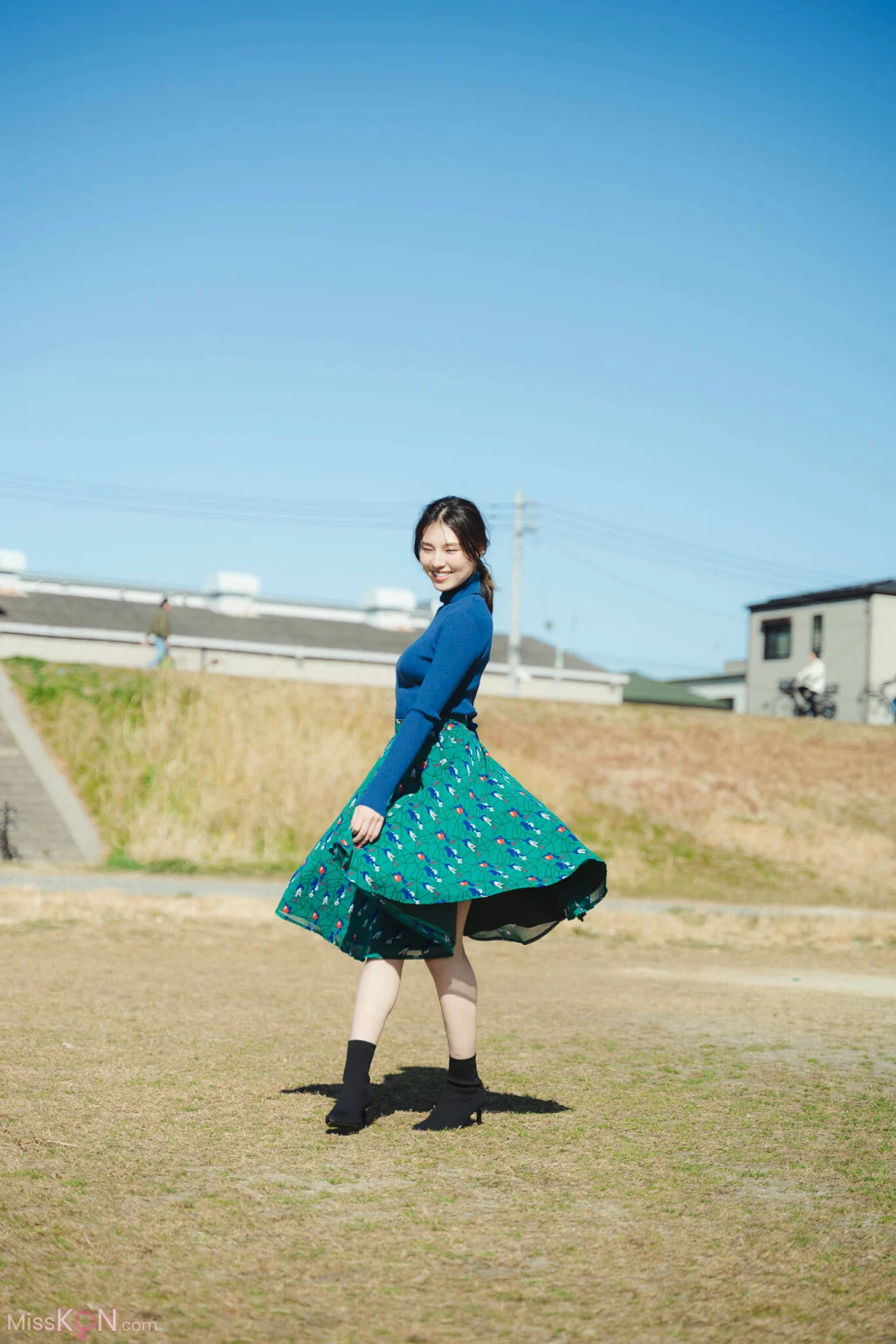 [JP] Iori Sagara (相樂伊織):【デジタル限定】デジタルPHOTOBOOK TOWA (81 photos)