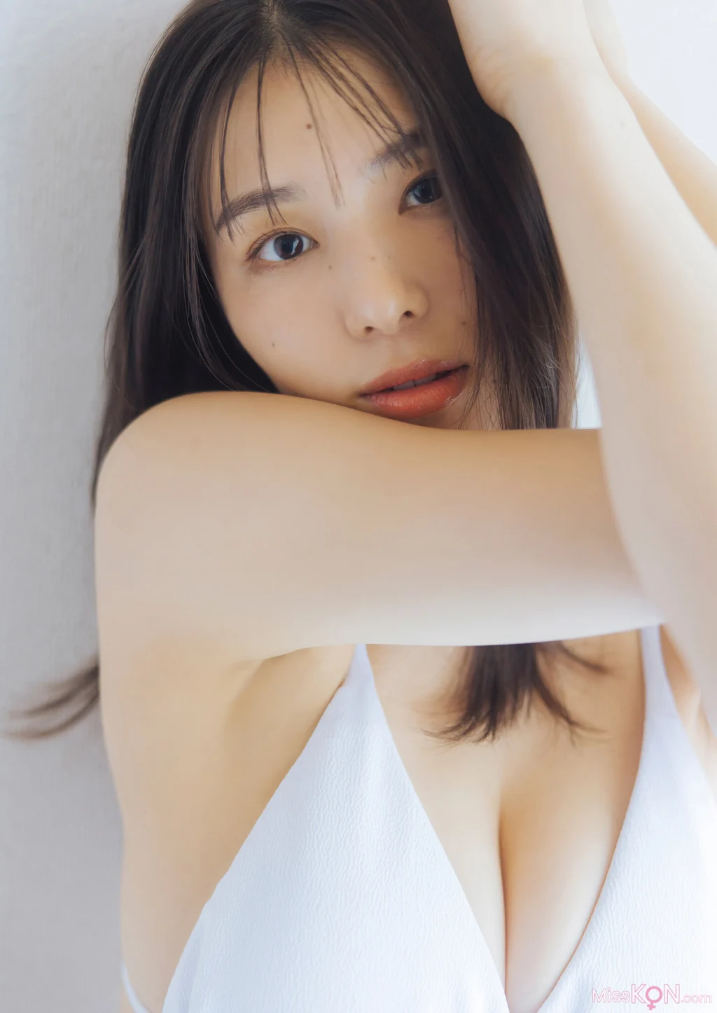 [JP] Iori Sagara (相樂伊織): 相楽伊織×フットボールネーション photogenic スペリオールデジタル写真集 (44 photos) – Page 2