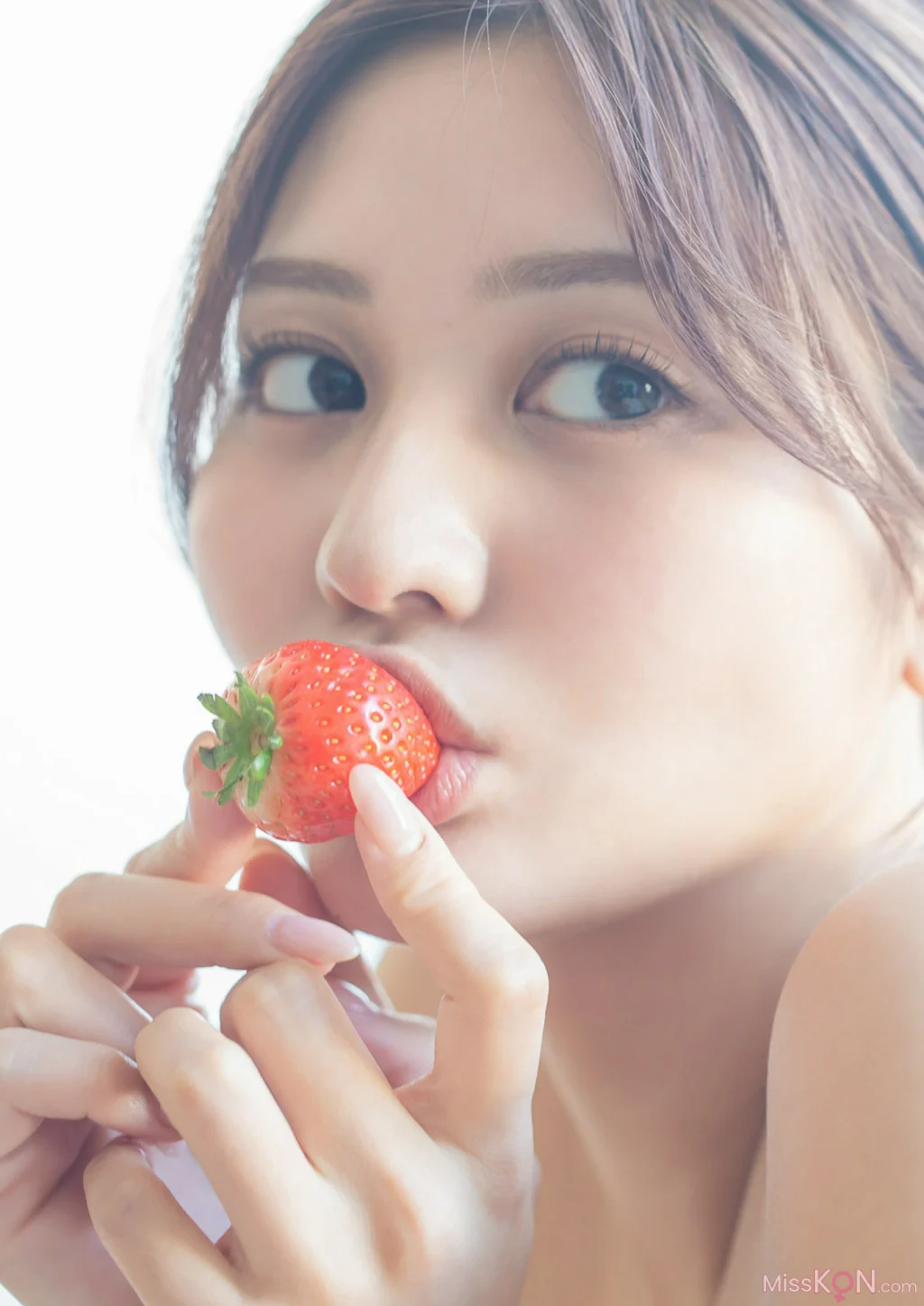 [JP] Yume Hayashi (林ゆめ): BRODYデジタル写真集 「美しき日常」 (52 photos) – Page 2