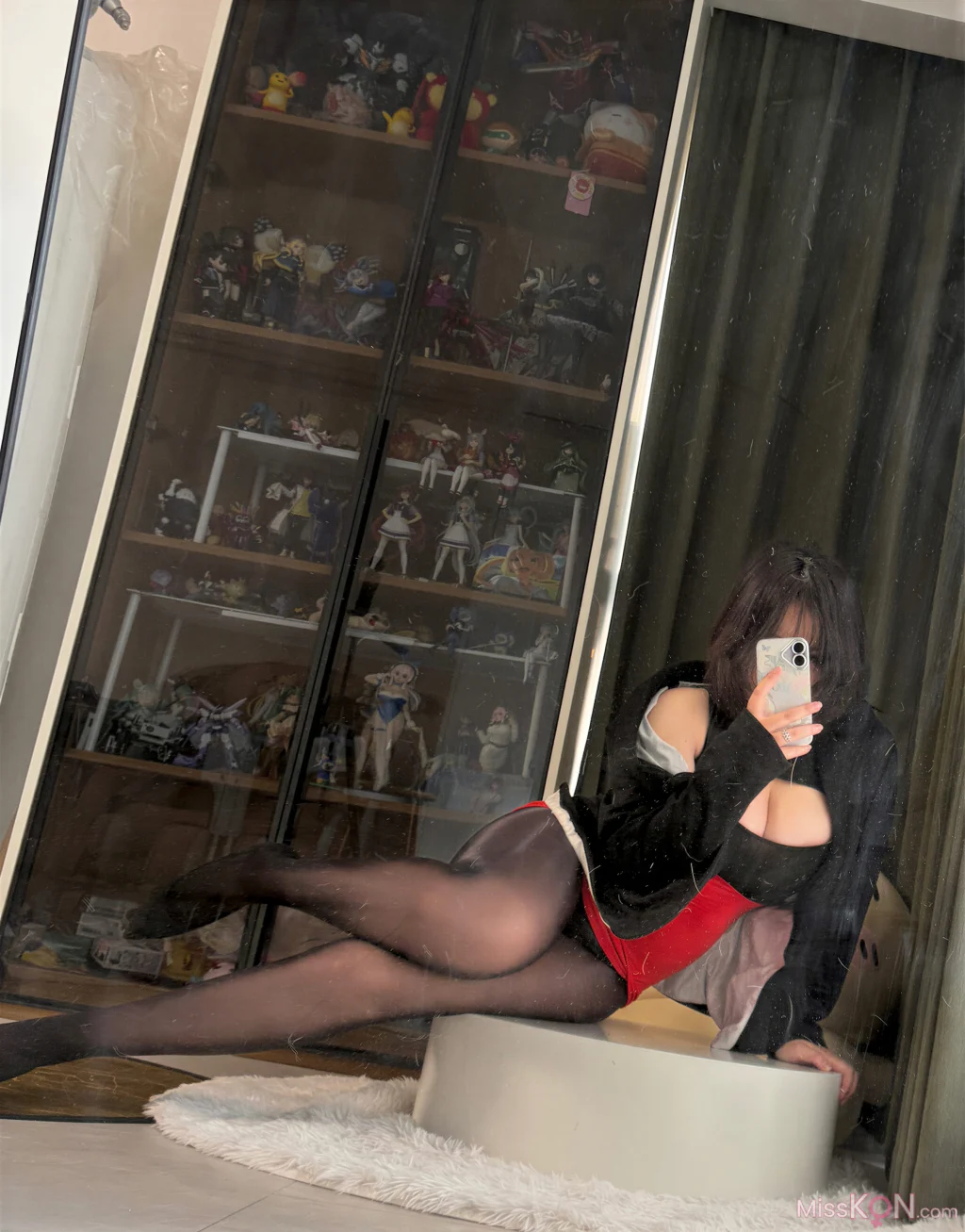 Coser@阿半今天很开心: 社畜自拍 (76 photos + 3 videos)