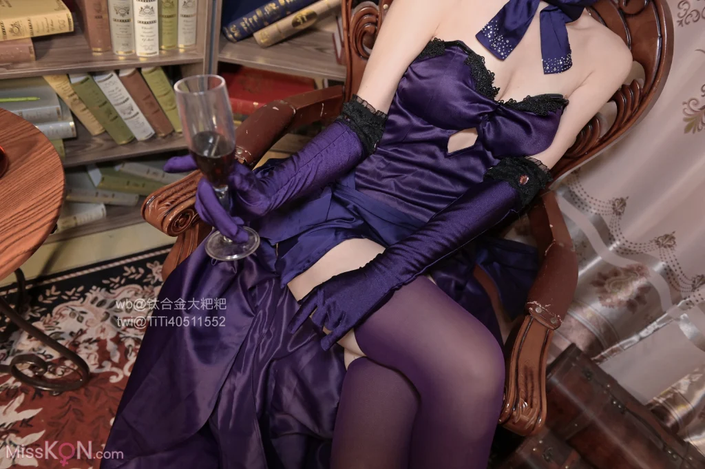 Coser@钛合金TiTi: 醉酒贞德 (17 photos)