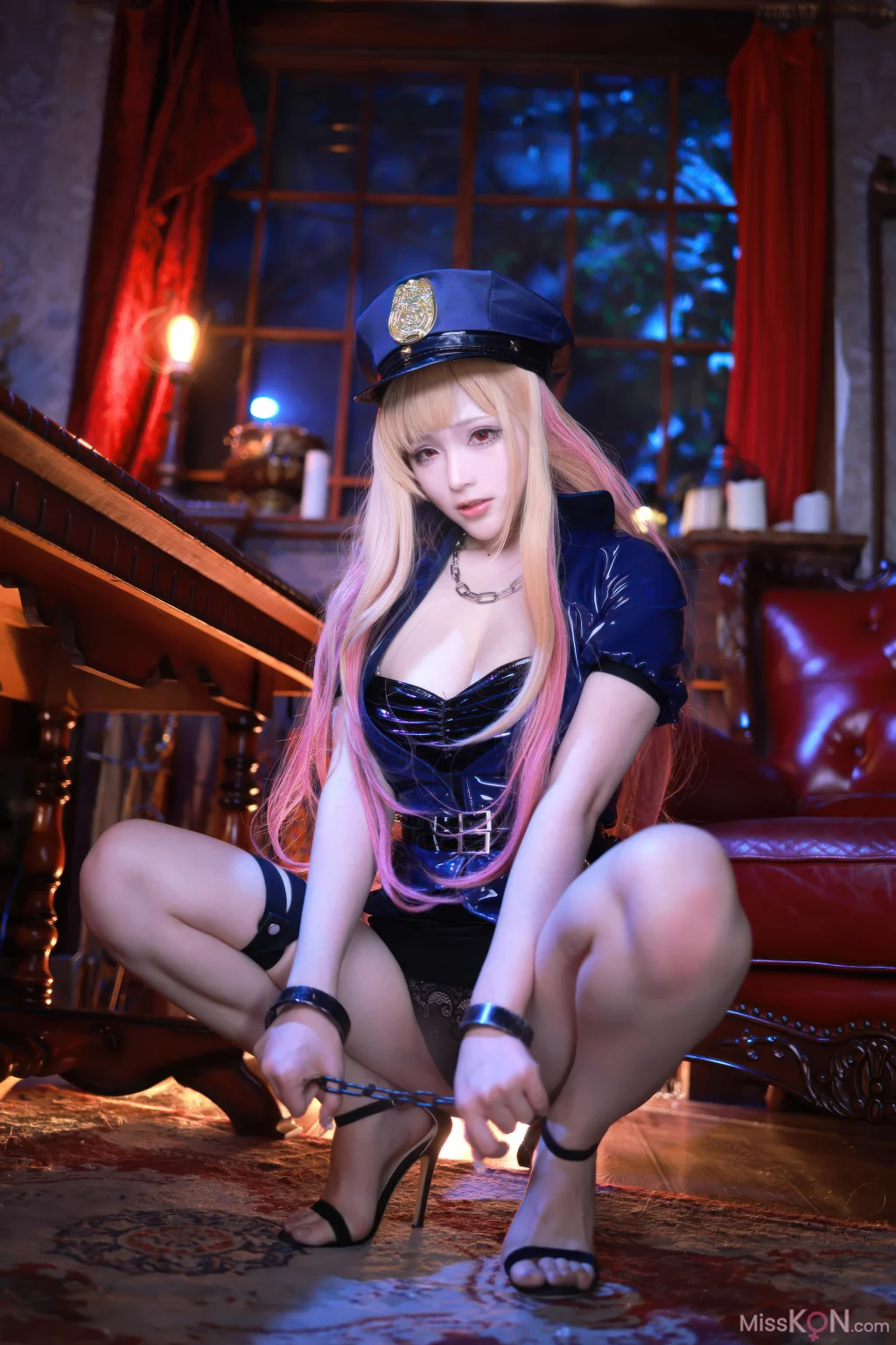 Coser@起司块wii: 喜多川海梦女警 (36 photos)