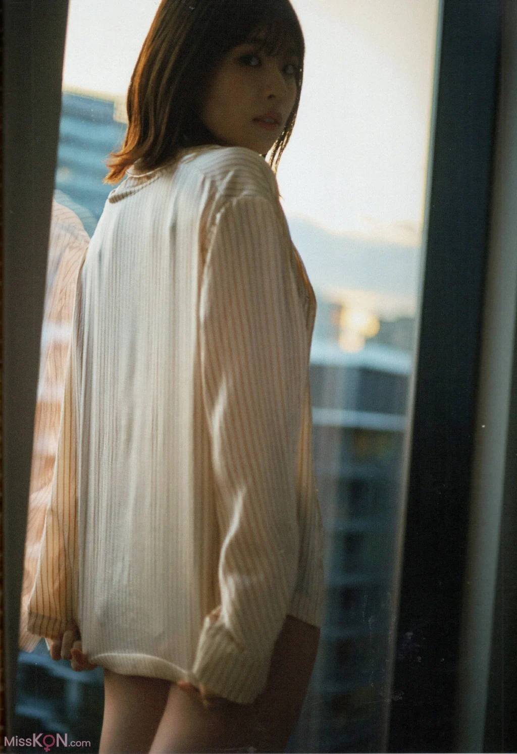 [JP] Konoka Matsuda (松田好花):「振り向いて」アザーカット (49 photos)