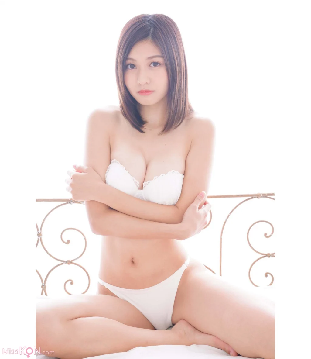 [JP] Yume Hayashi (林ゆめ): デジタル写真集 Le Reve (44 photos)