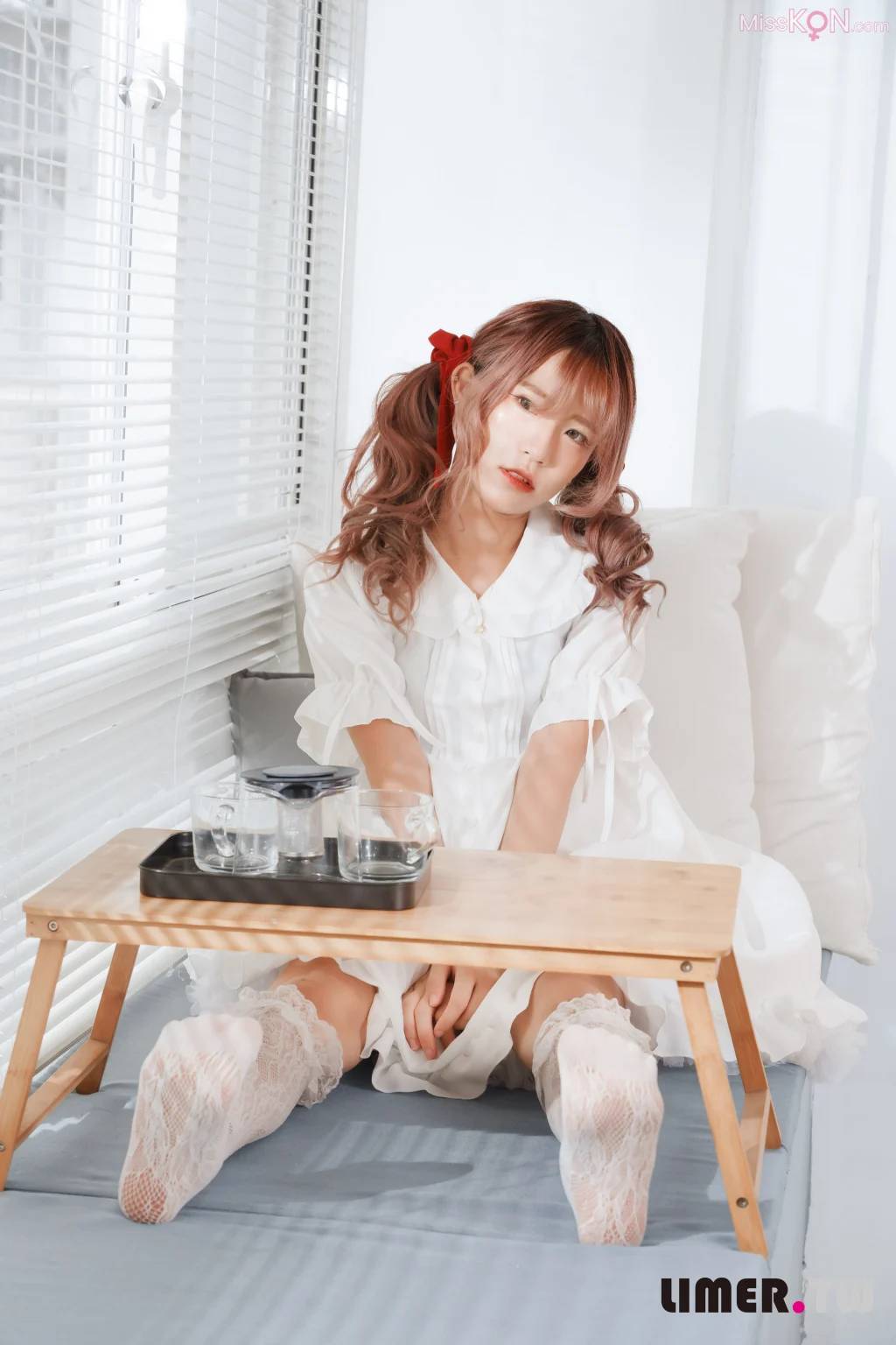 [Limerence原创] No.104 萝莉塔小艾啾啾裸足玩弄奶油蛋糕 (114 photos + 1 video)