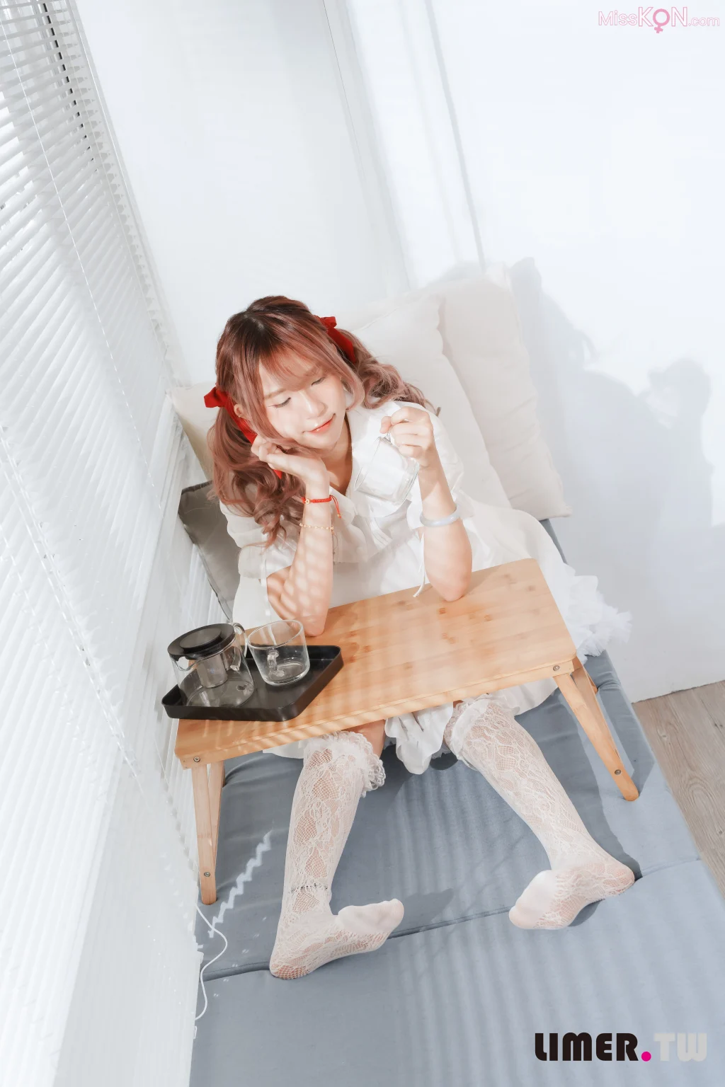 [Limerence原创] No.104 萝莉塔小艾啾啾裸足玩弄奶油蛋糕 (114 photos + 1 video)