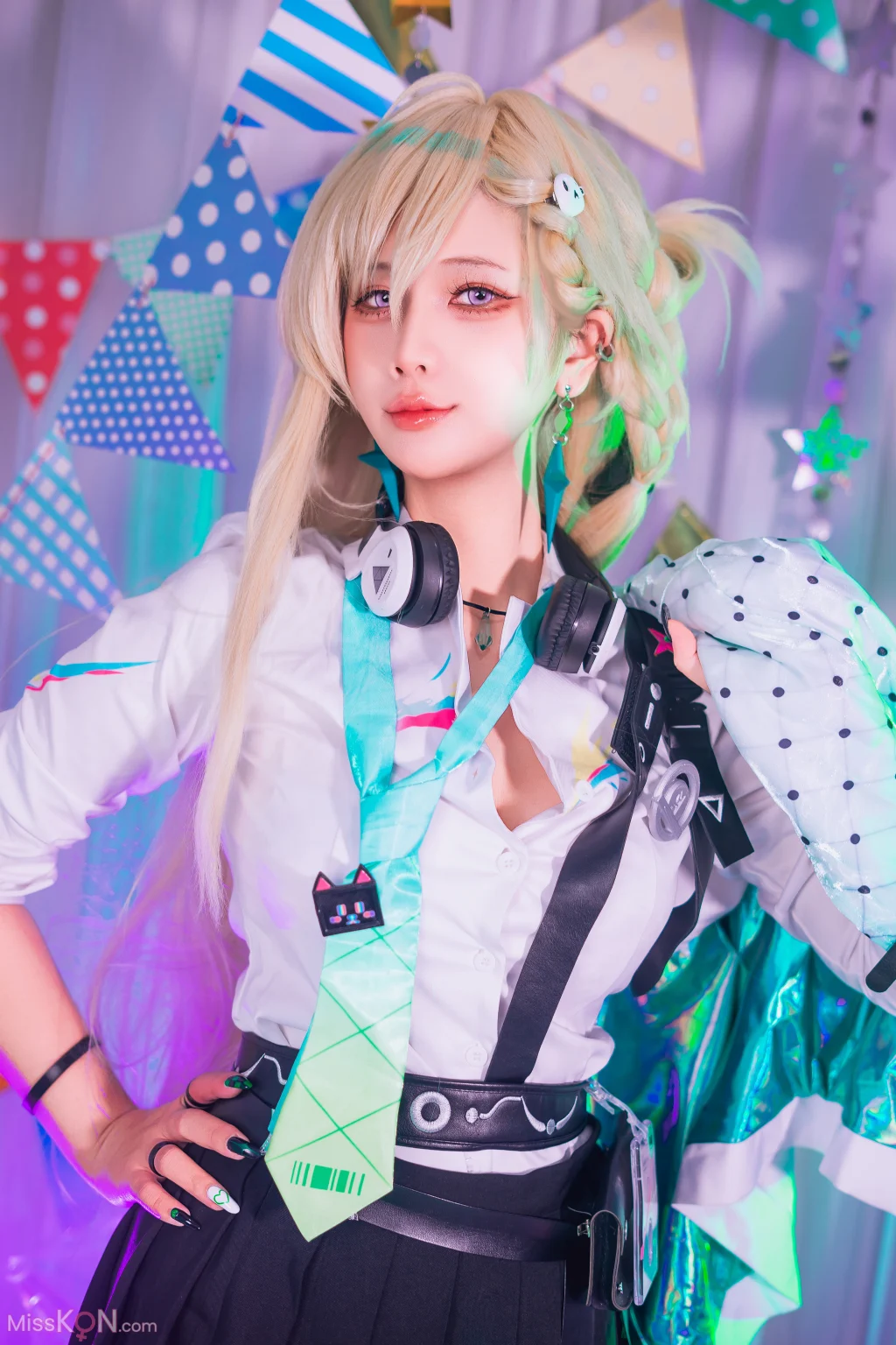 Coser@Pyon: Lynae Wuthering Waves 鸣潮 琳奈 (98 photos + 2 videos)