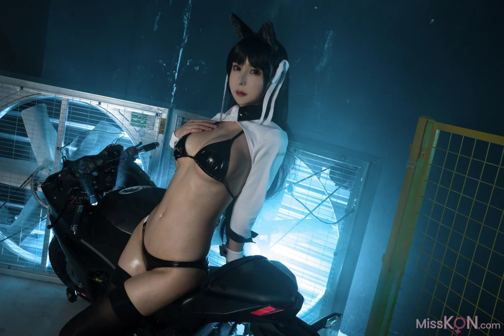 Coser@亚马逊鲶鱼: 碧蓝航线 爱宕机车 (10 photos)