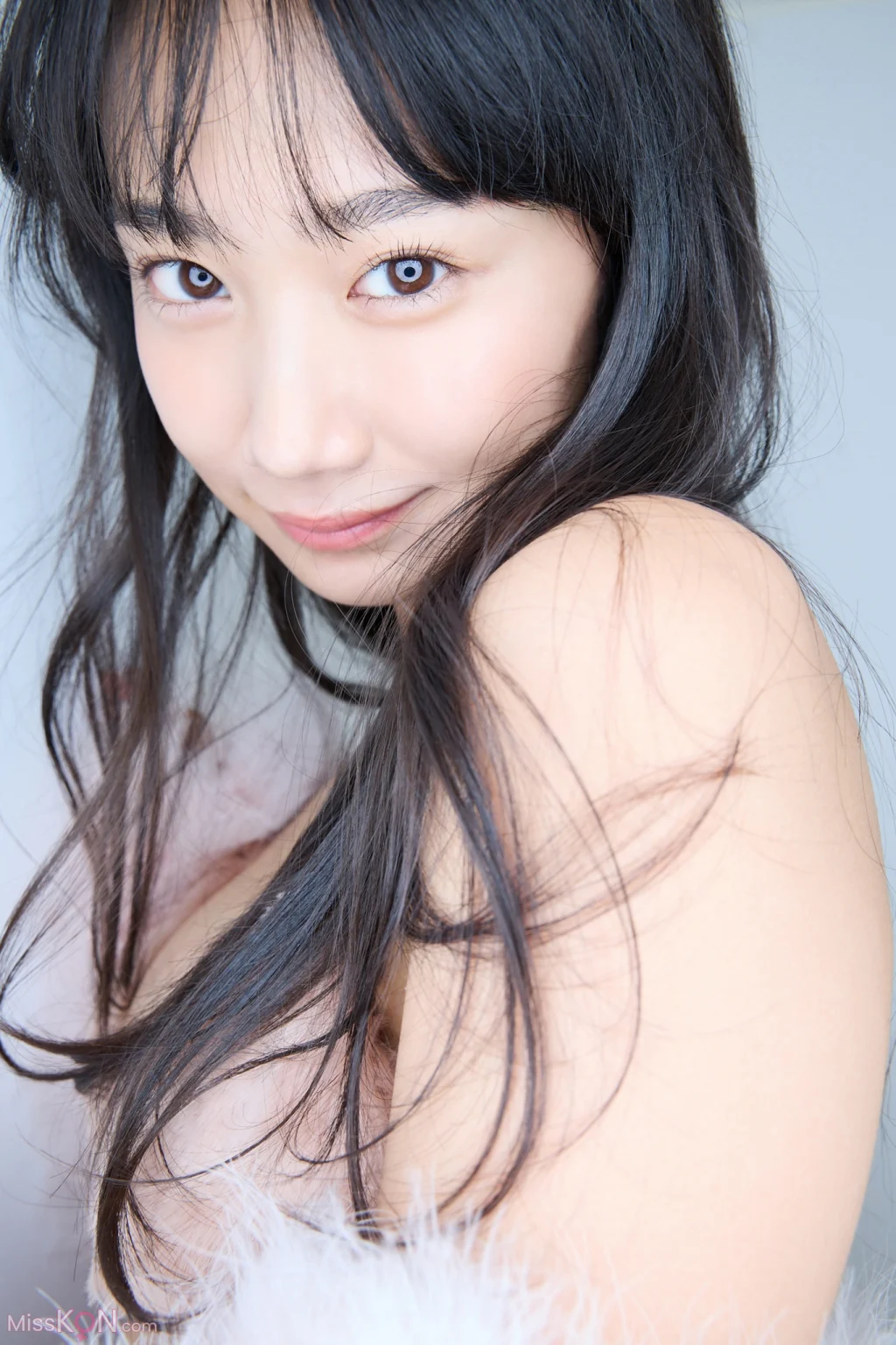 [JP] Nanako Aizawa (相沢菜々子): FRIDAYデジタル写真集 春色のミューズ ｖｏｌ．２ (90 photos)