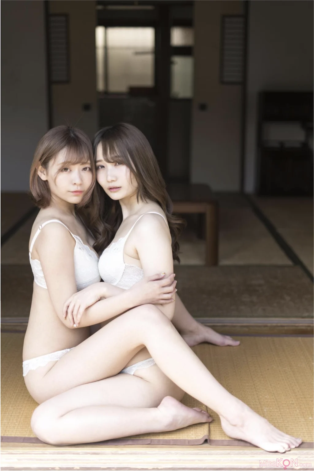 [JP] Yui Kohinata (小日向結衣) & 望月彩未: デジタル写真集『ふたり暮らし』 (103 photos) – Page 2