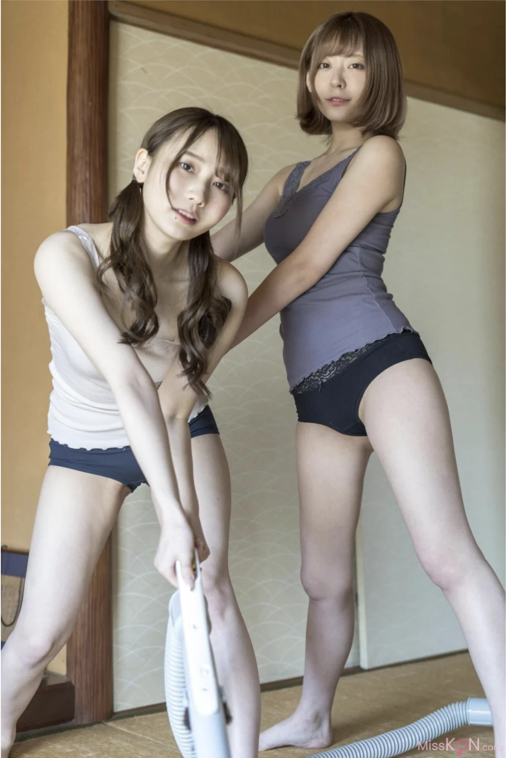 [JP] Yui Kohinata (小日向結衣) & 望月彩未: デジタル写真集『ふたり暮らし』 (103 photos) – Page 2