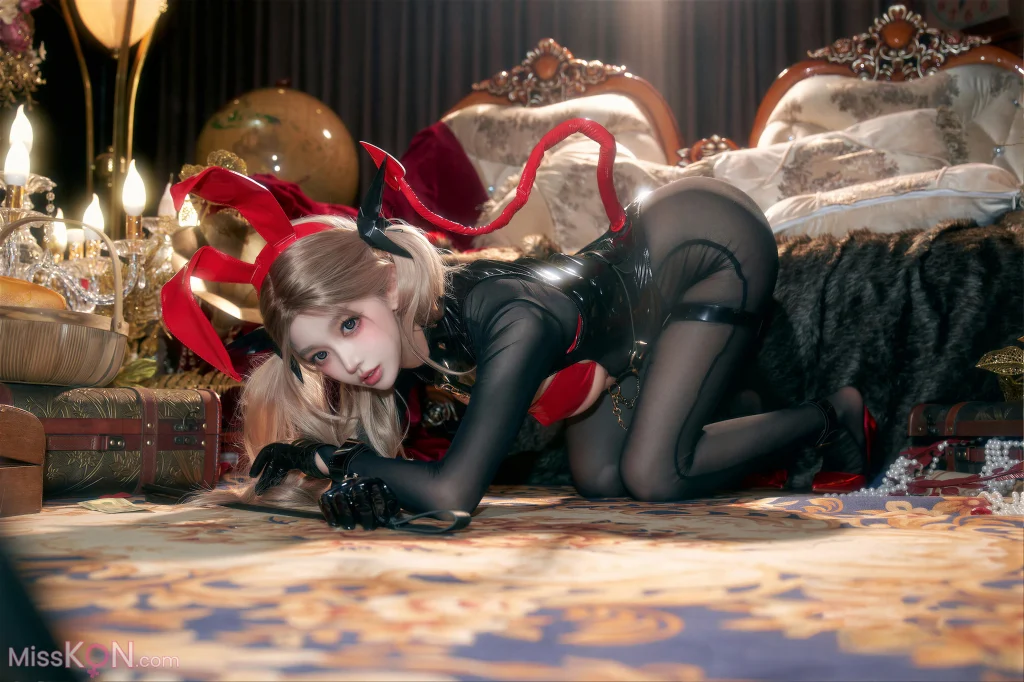 Coser@过期米线线喵: 恶魔兔兔 (24 photos)