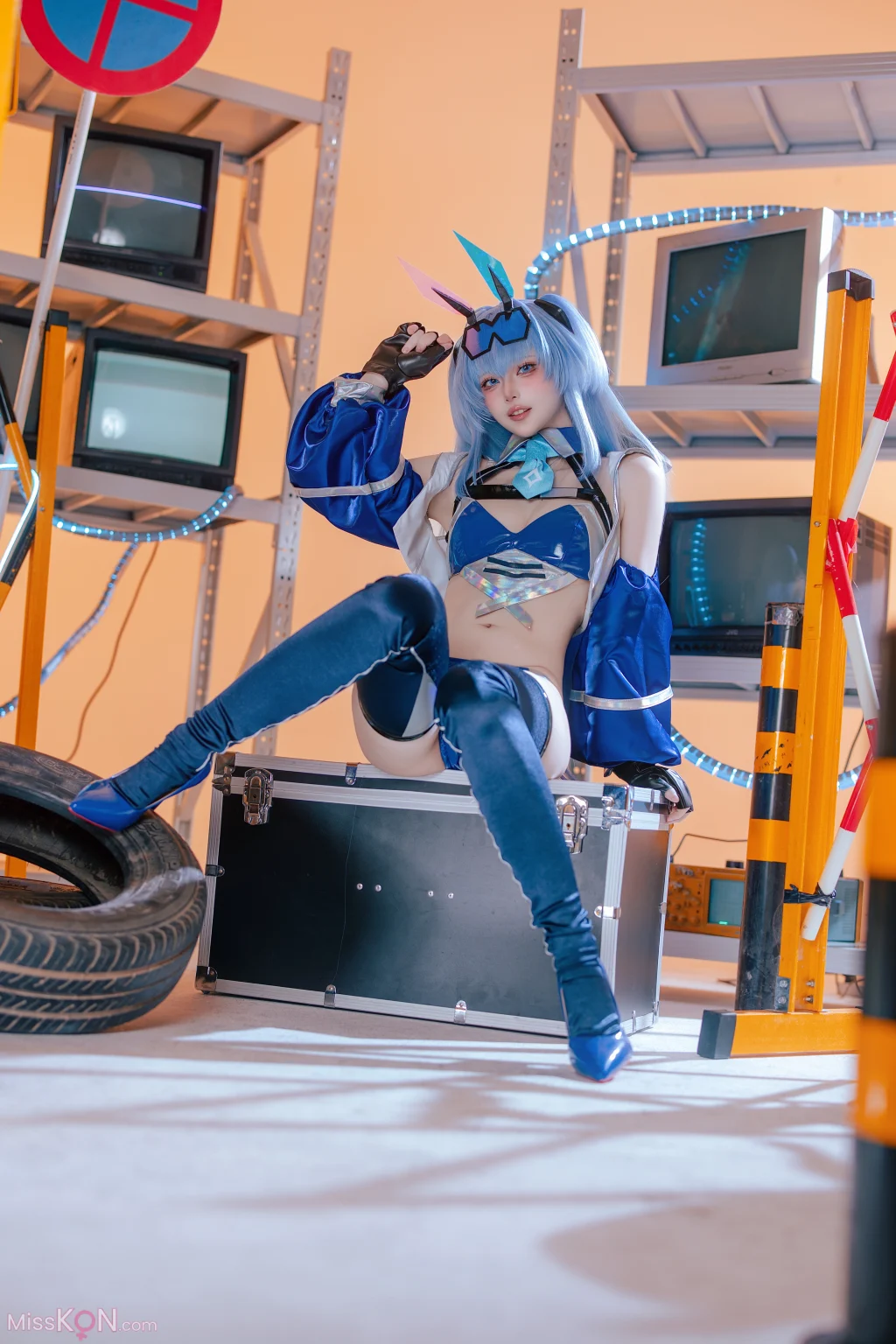 Coser@屿鱼: 碧蓝航线 花园赛车服 (82 photos)