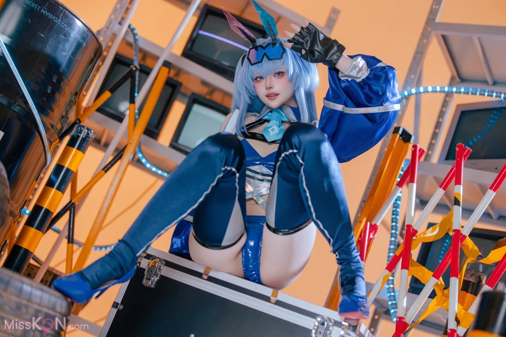 Coser@屿鱼: 碧蓝航线 花园赛车服 (82 photos)